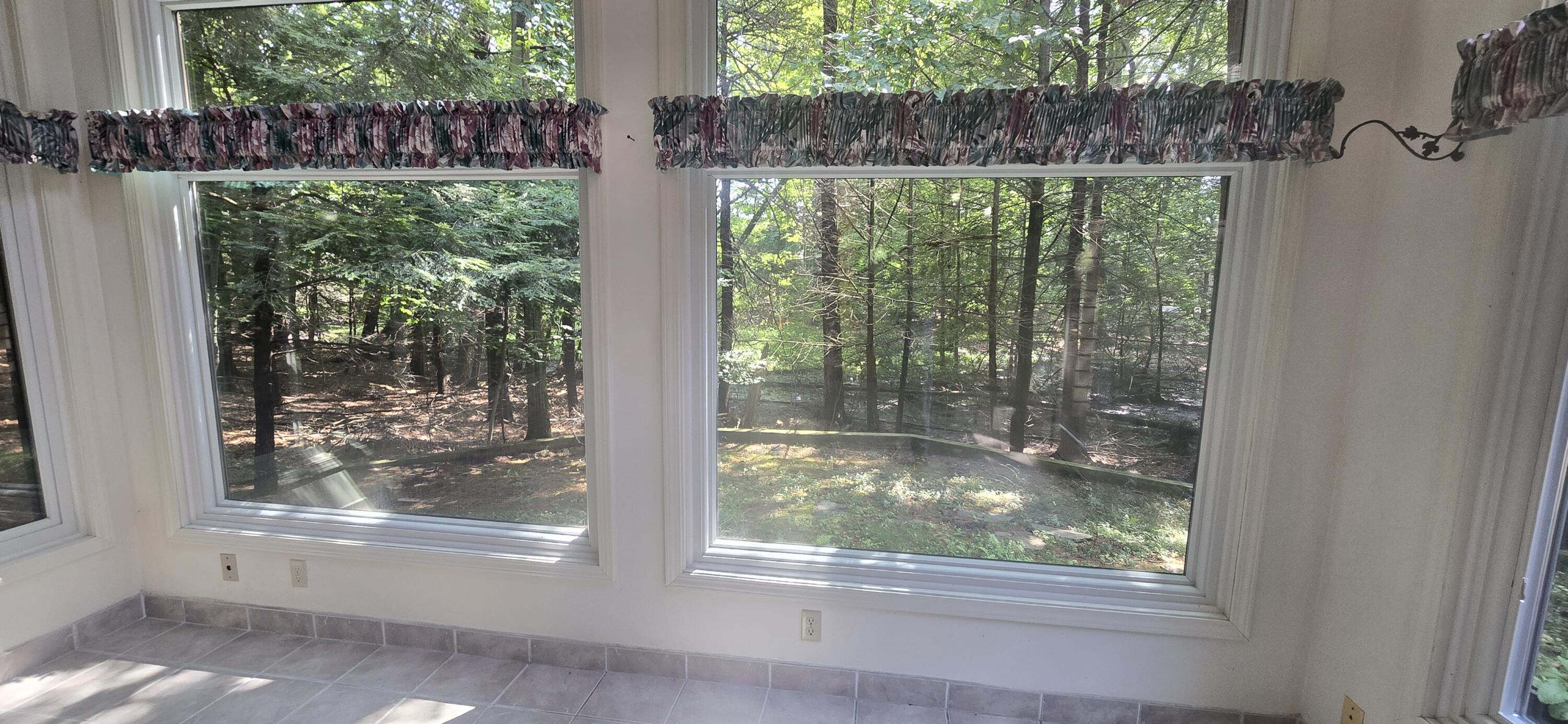 913 W Wellington Court Norton Shores MI 49441