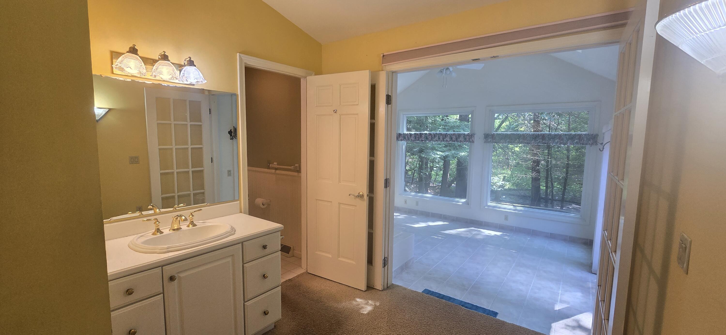 913 W Wellington Court Norton Shores MI 49441