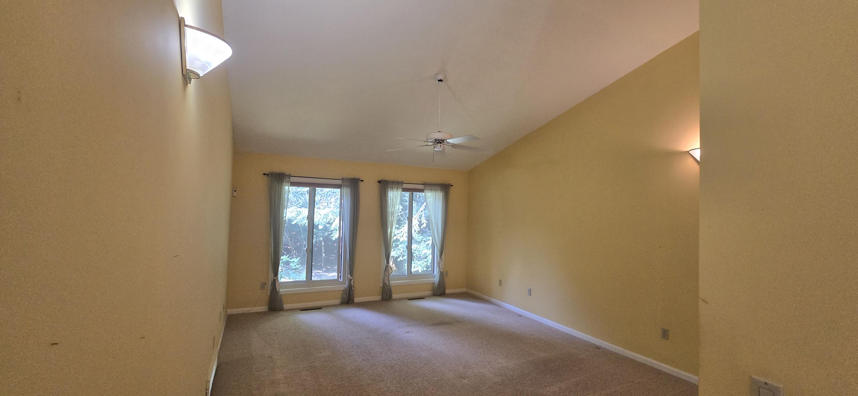 913 W Wellington Court Norton Shores MI 49441