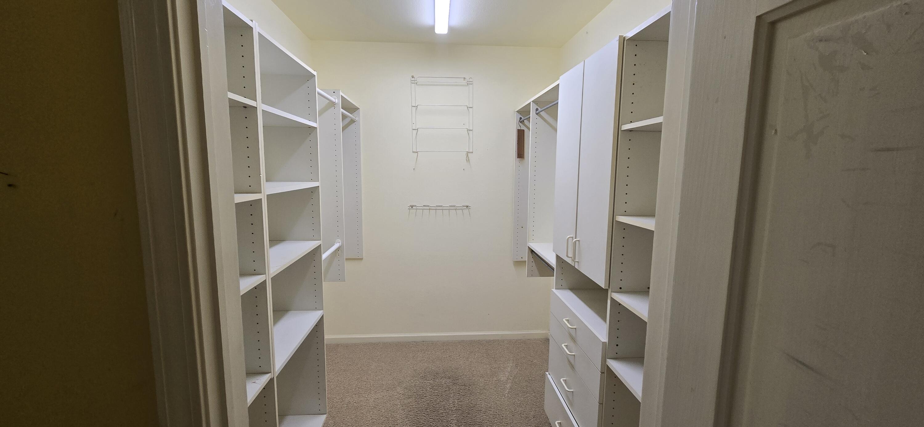 913 W Wellington Court Norton Shores MI 49441