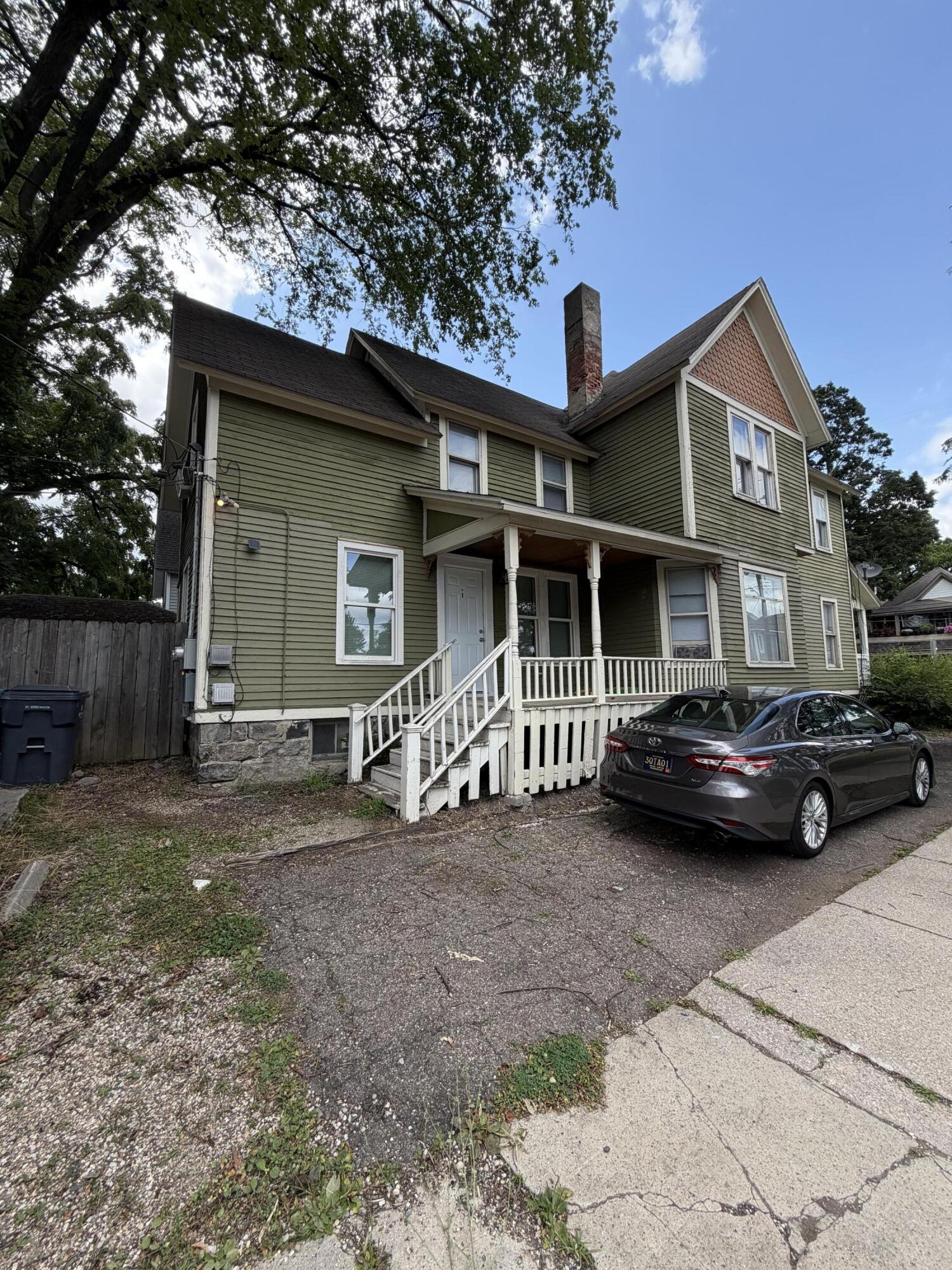 213 Burr Oak Street Kalamazoo MI 49001