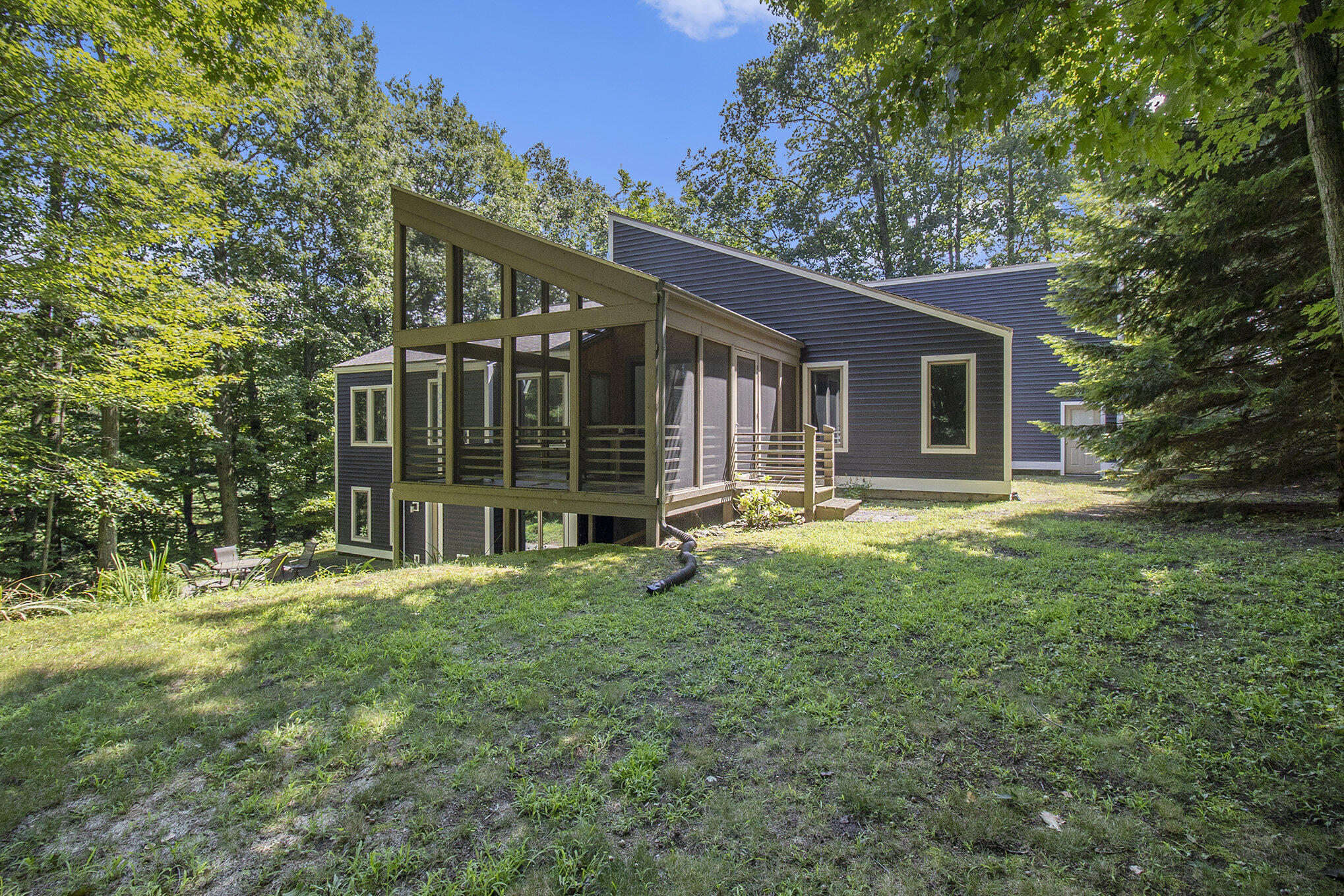 5410 W Oak Ridge Road Ludington MI 49431