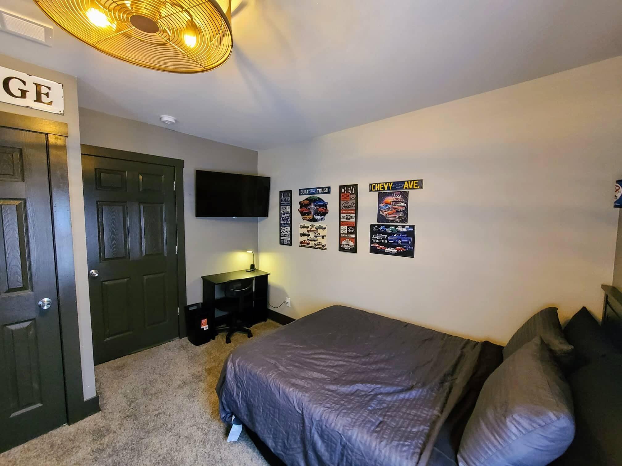 128 W Dutton Street Kalamazoo MI 49007
