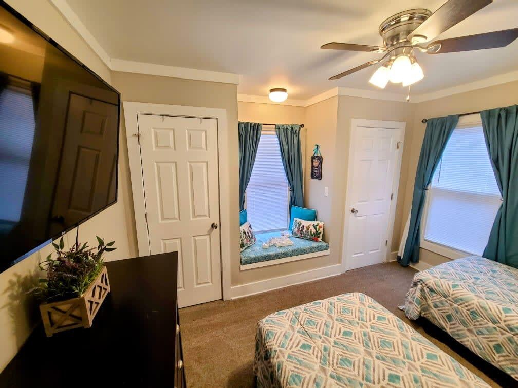 128 W Dutton Street Kalamazoo MI 49007