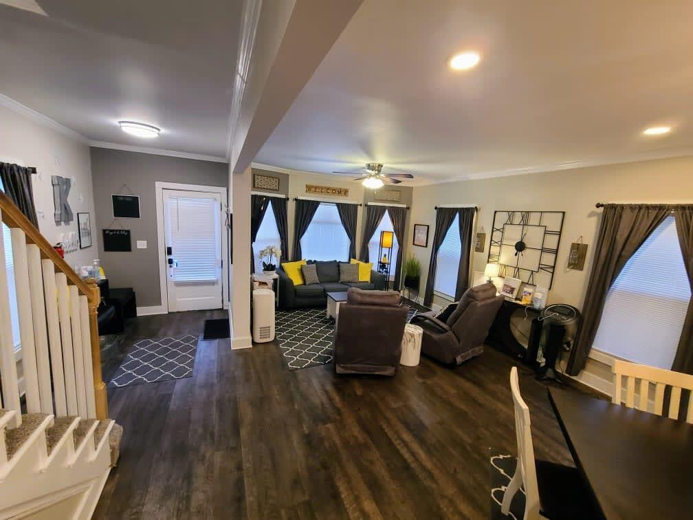 128 W Dutton Street Kalamazoo MI 49007
