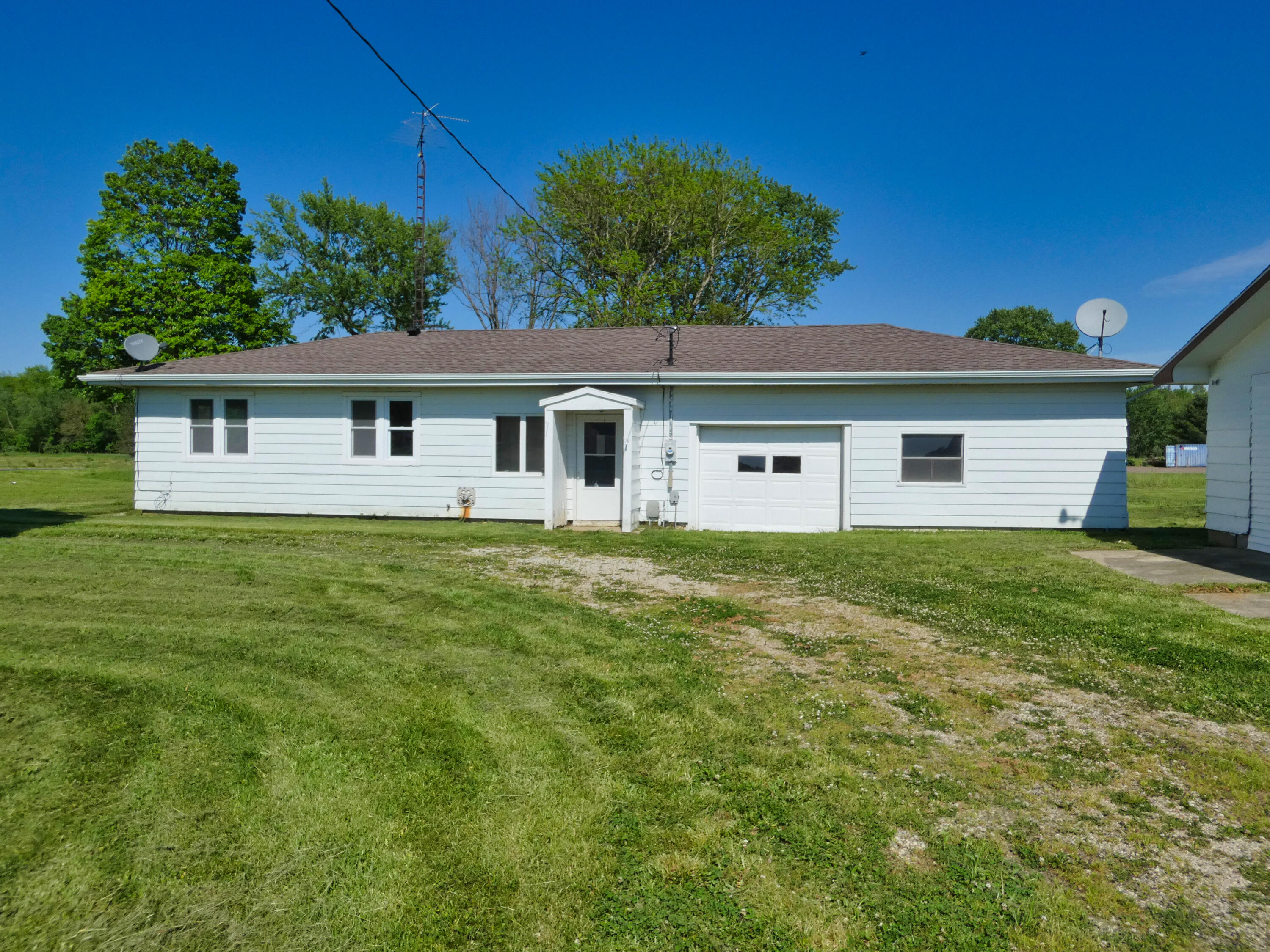 4534 E Britain Avenue Benton Harbor MI 49022