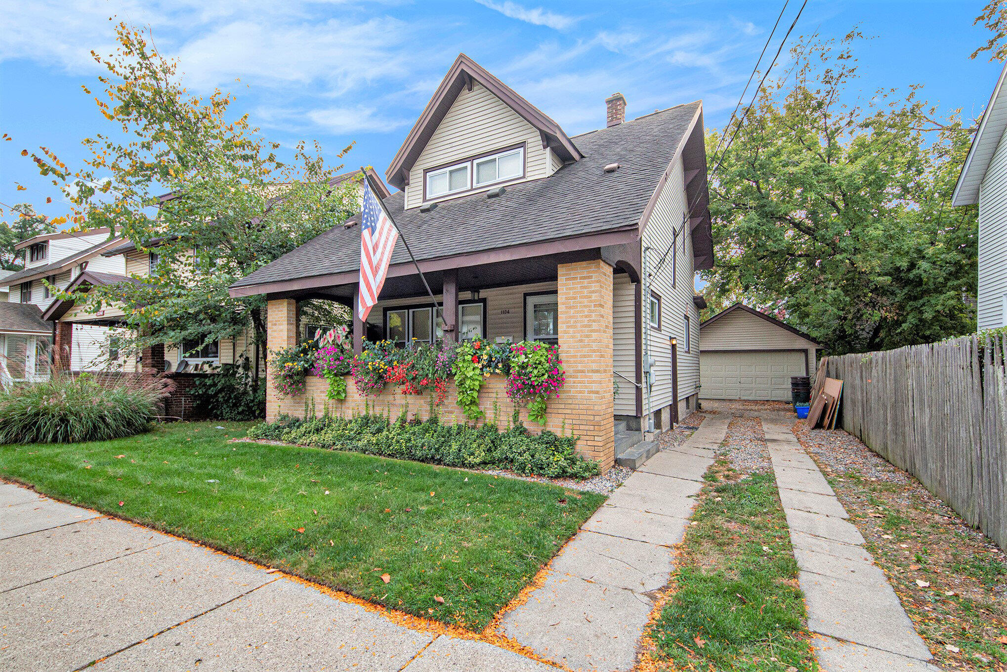 1134 Alexander Street SE Grand Rapids MI 49507