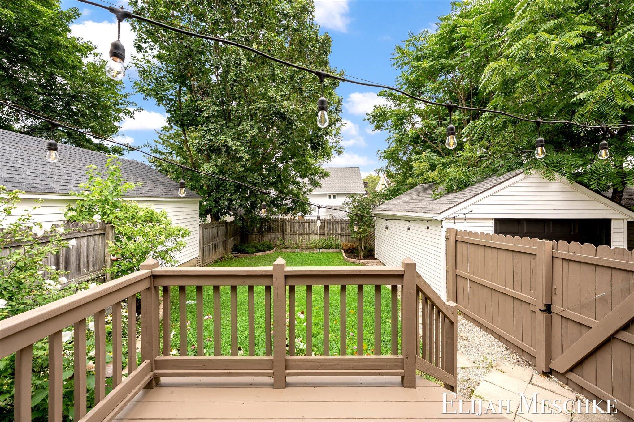 936 Valley Avenue NW Grand Rapids MI 49504