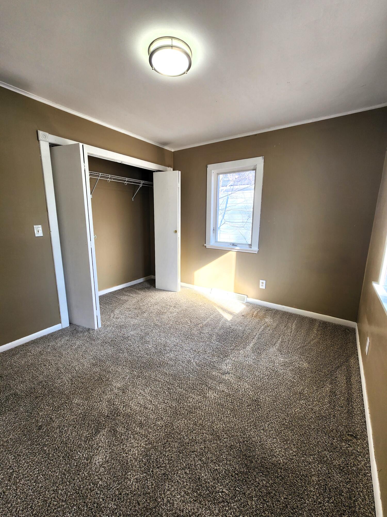 2444 Harding Avenue Muskegon MI 49441