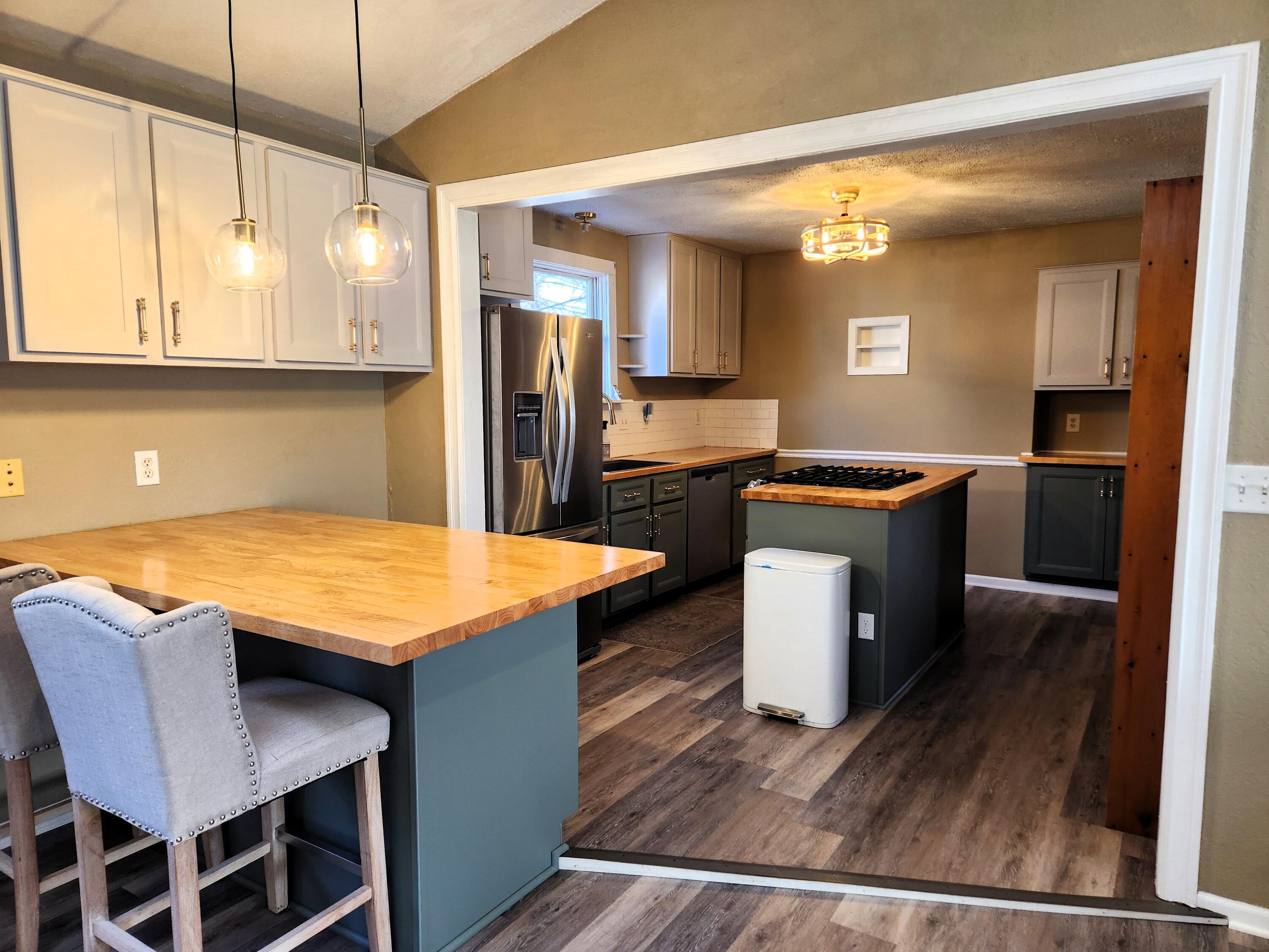 2444 Harding Avenue Muskegon MI 49441