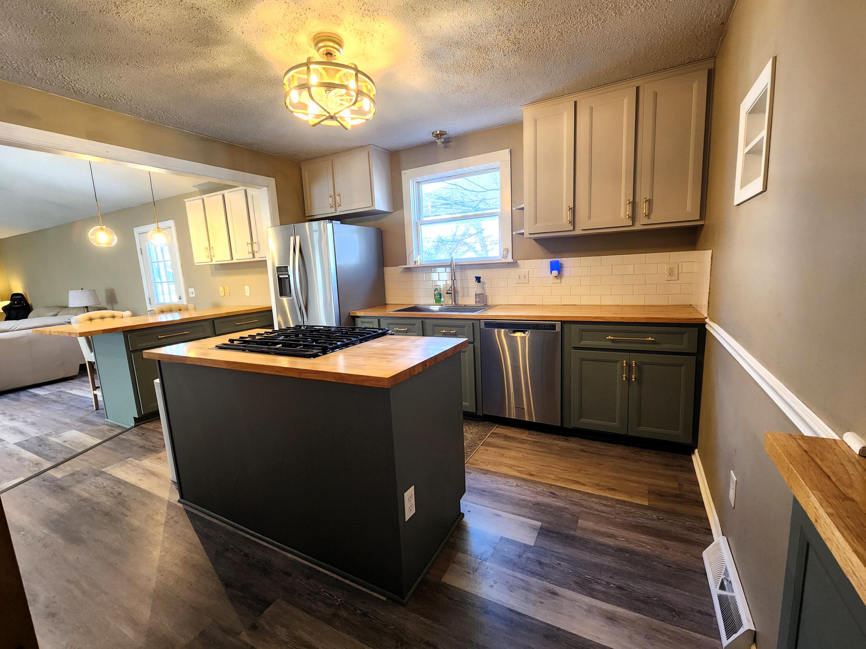 2444 Harding Avenue Muskegon MI 49441