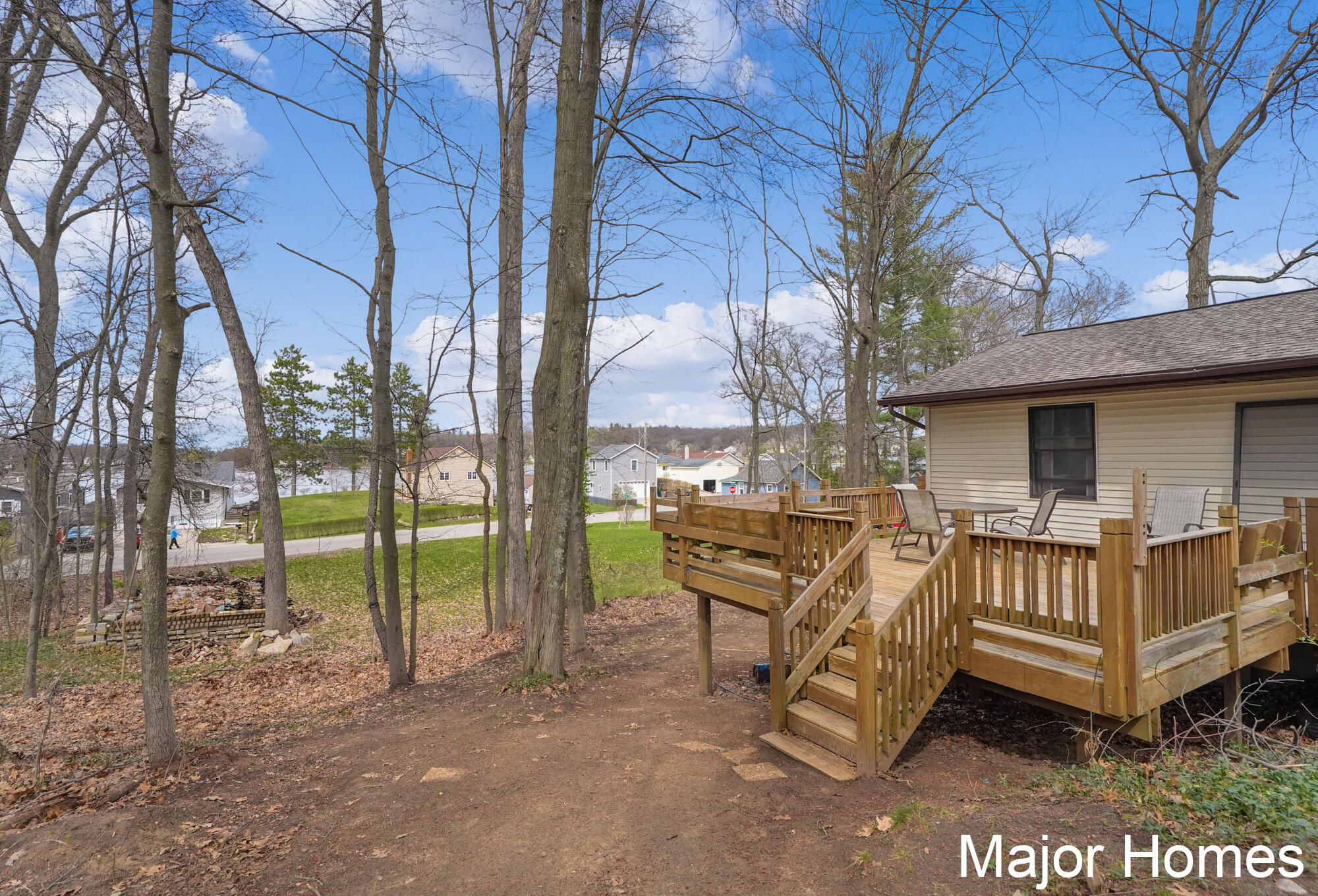 8445 Oakview Avenue NE Rockford MI 49341