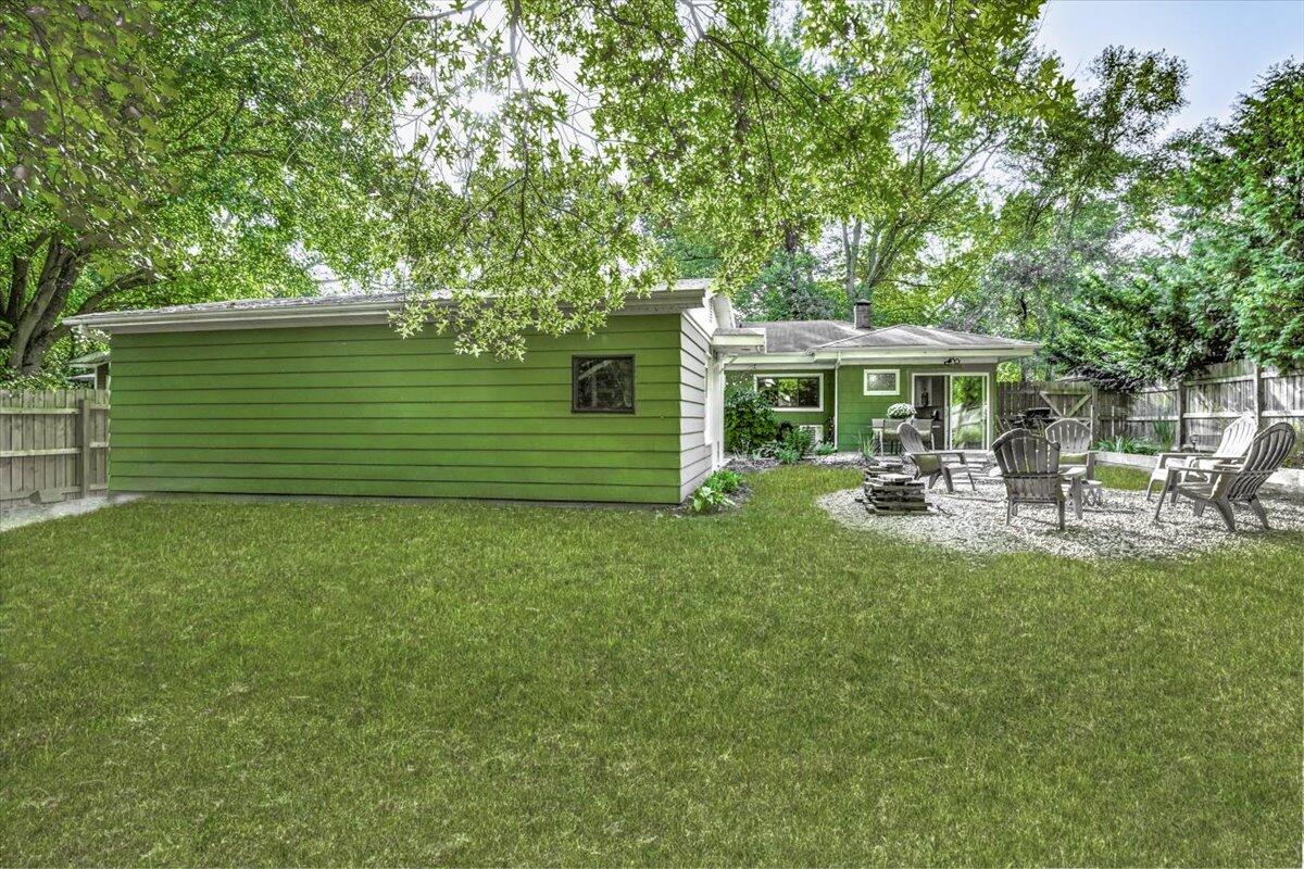 310 W Detroit Street New Buffalo MI 49117