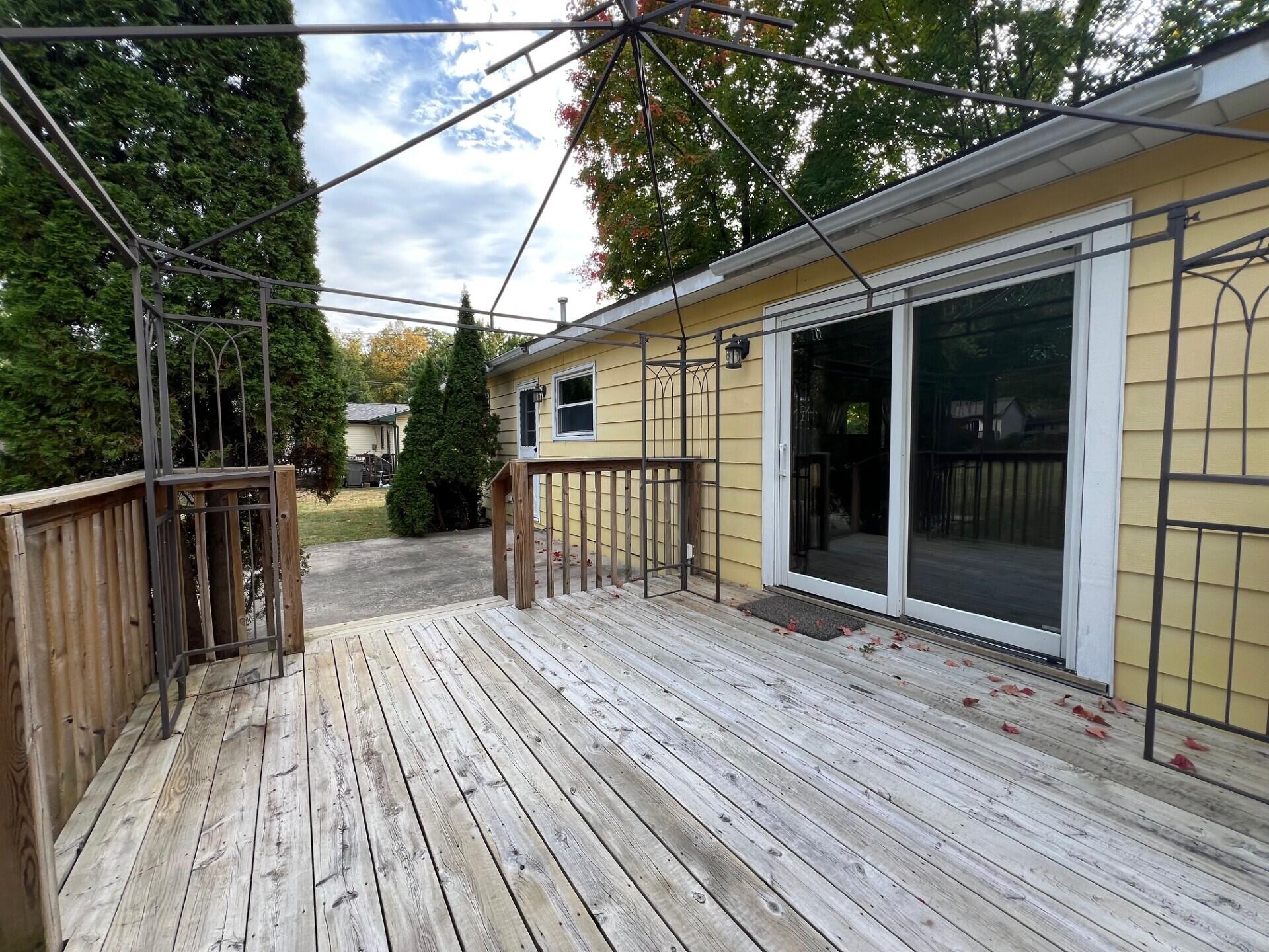 215 S Clinton Street New Buffalo MI 49117