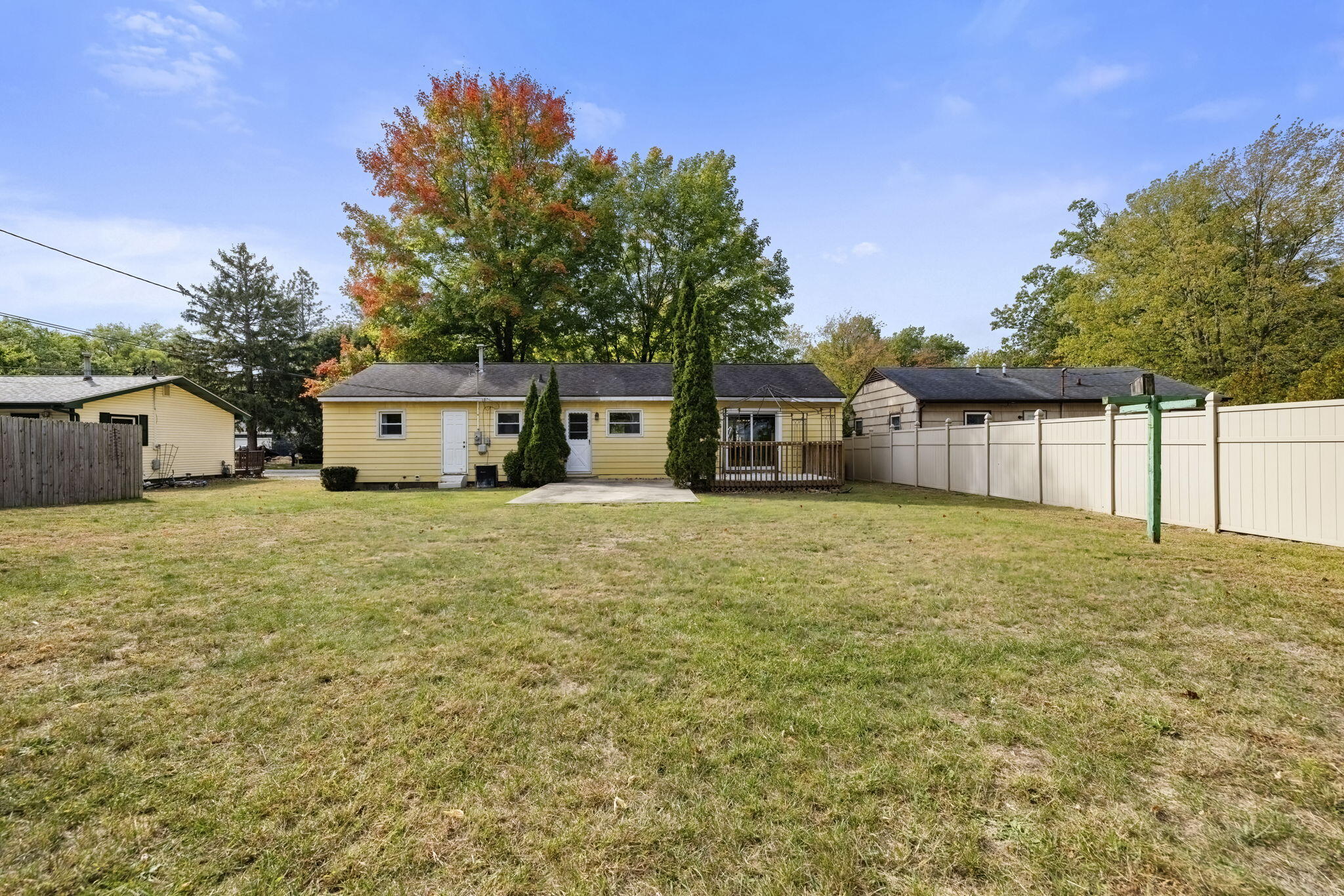 215 S Clinton Street New Buffalo MI 49117