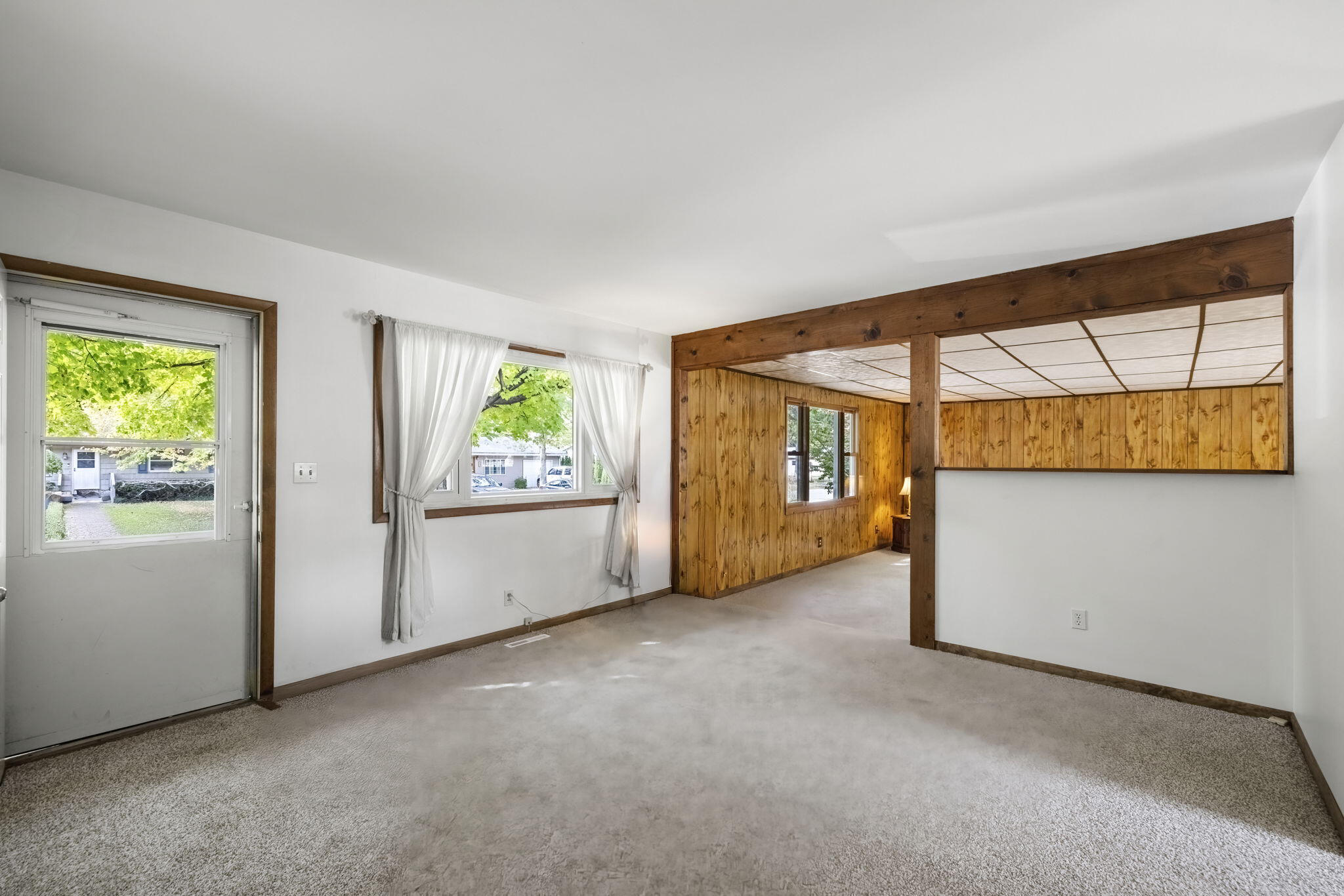 215 S Clinton Street New Buffalo MI 49117