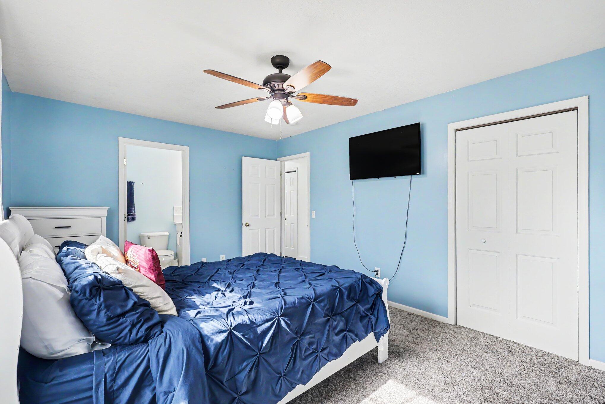 1270 Holiday Street Muskegon MI 49442