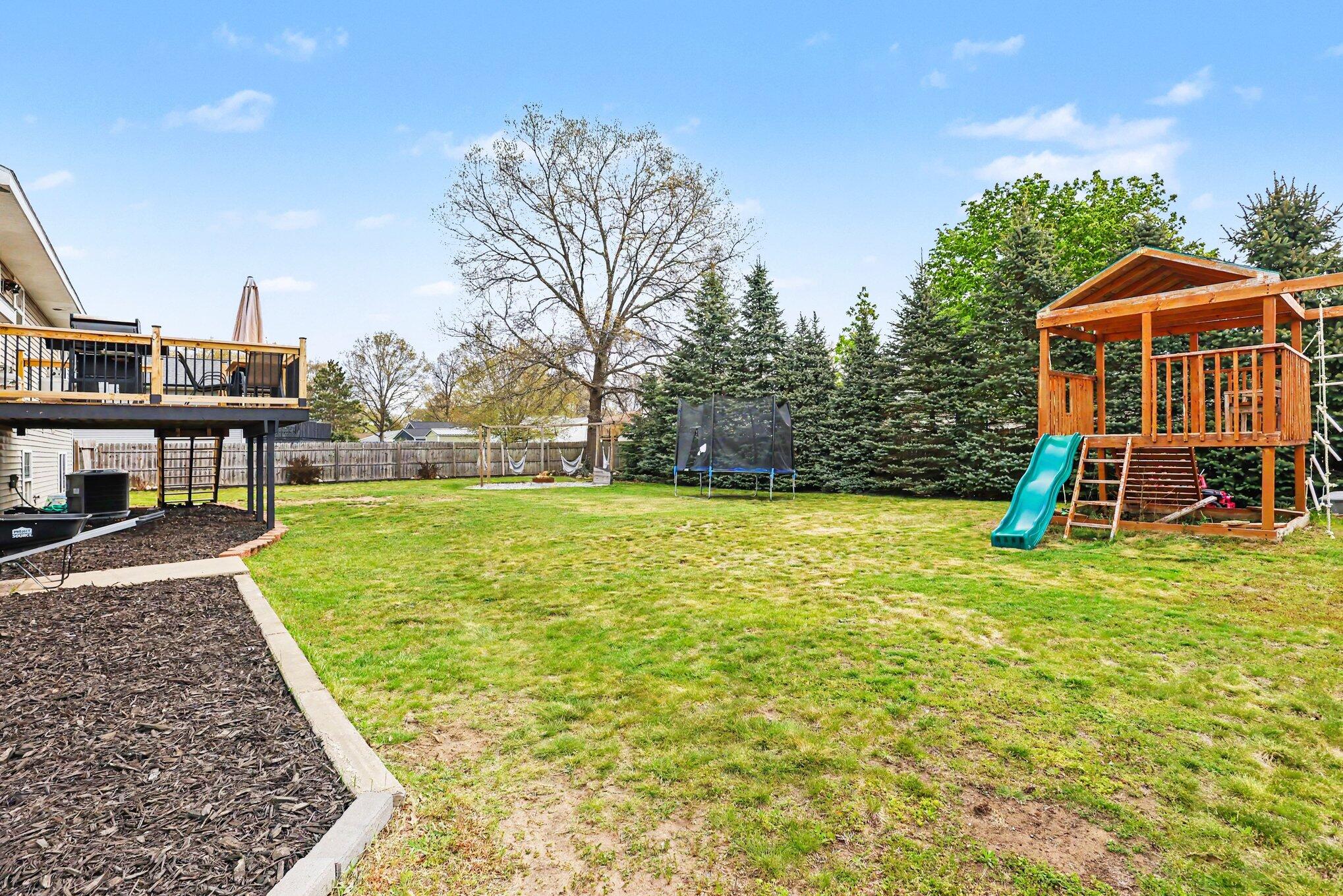 1270 Holiday Street Muskegon MI 49442