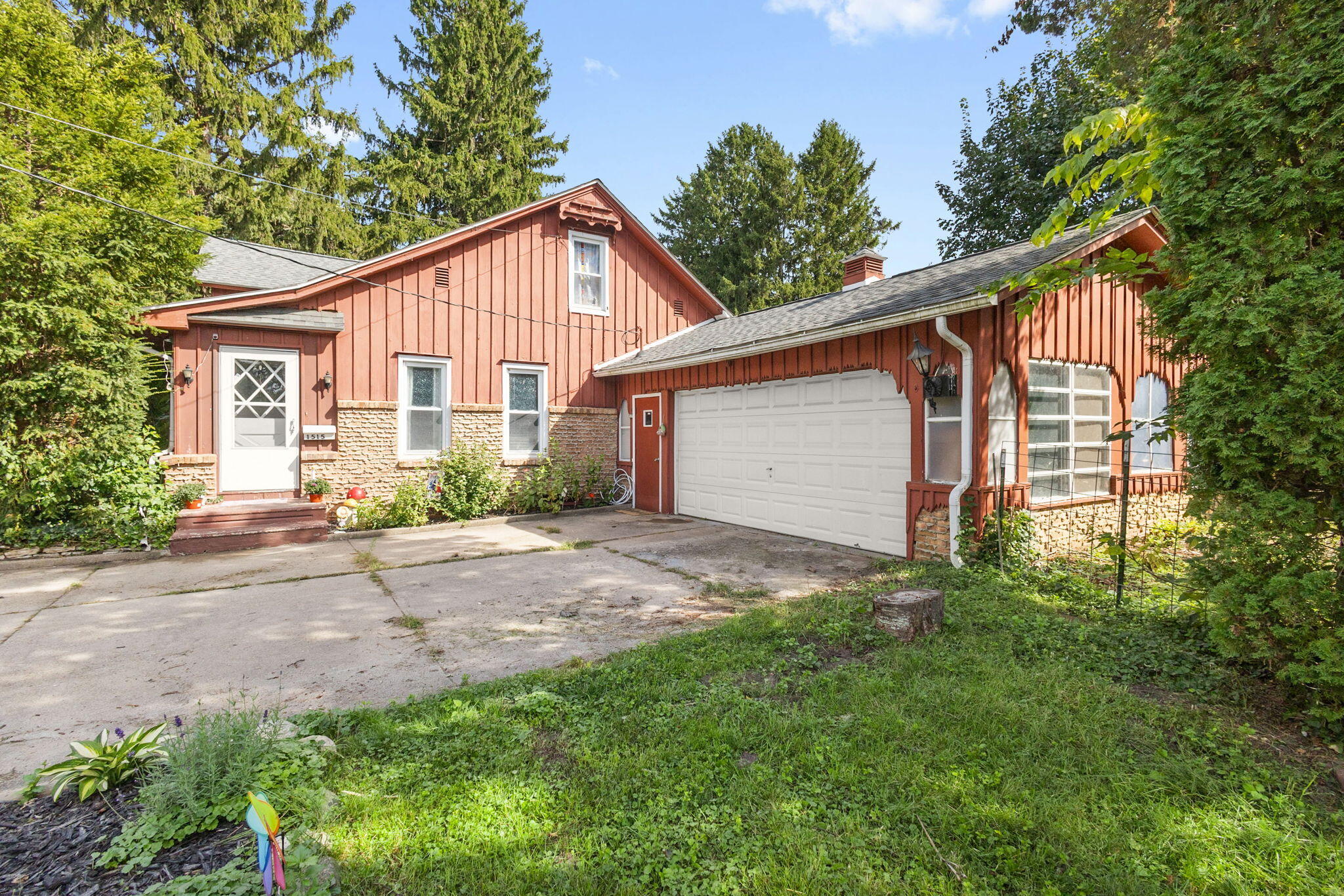 1515 N 11th Street Niles MI 49120