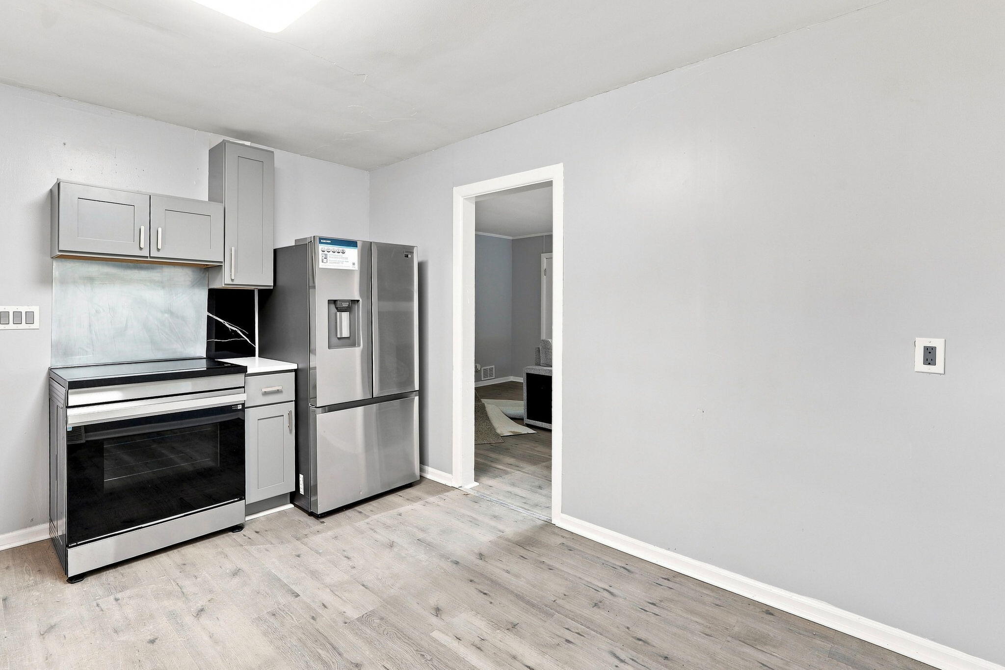 785 Mcguigan Avenue Benton Harbor MI 49022
