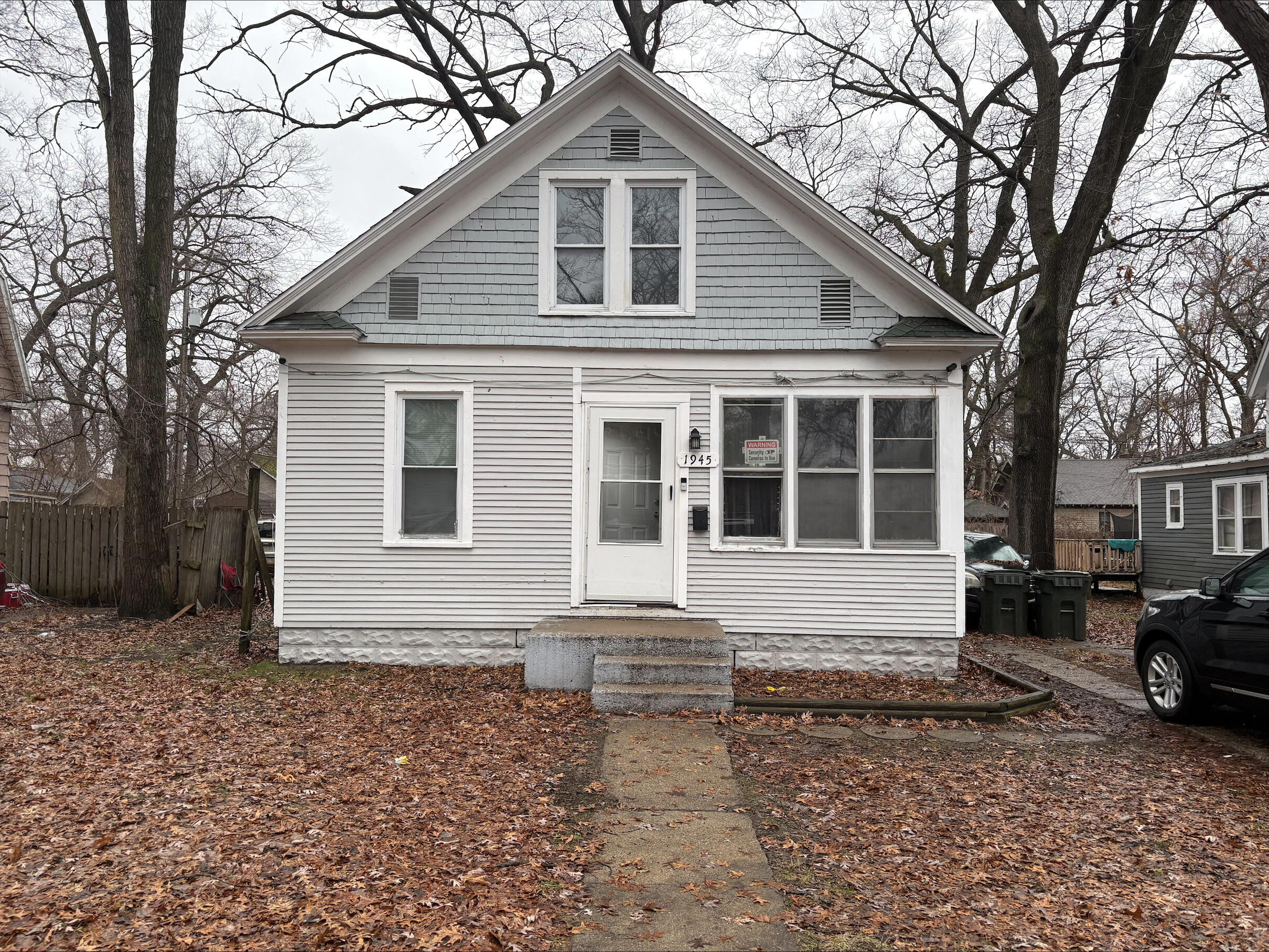1930 &1945 Leahy Street Muskegon MI 49442