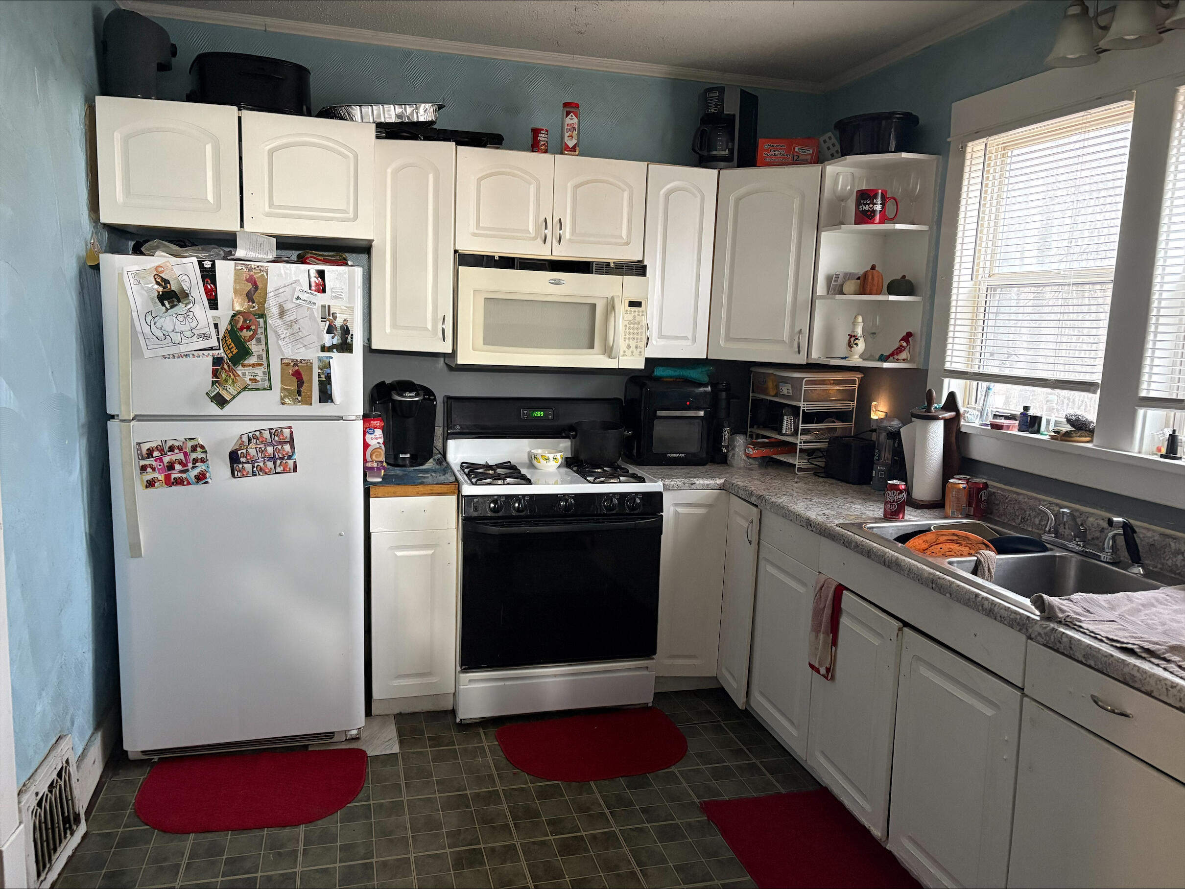 1930 &1945 Leahy Street Muskegon MI 49442
