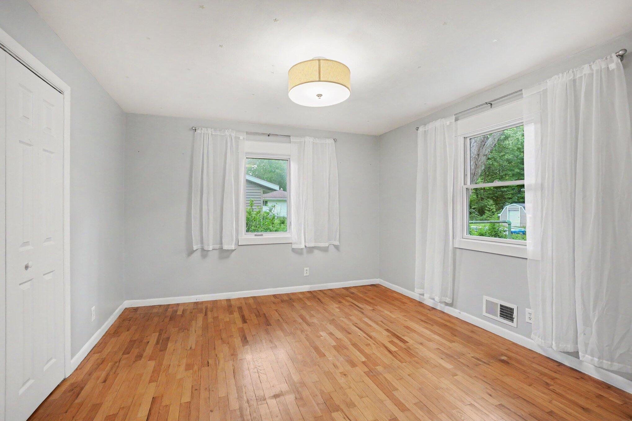 2591 142nd Avenue Holland MI 49424