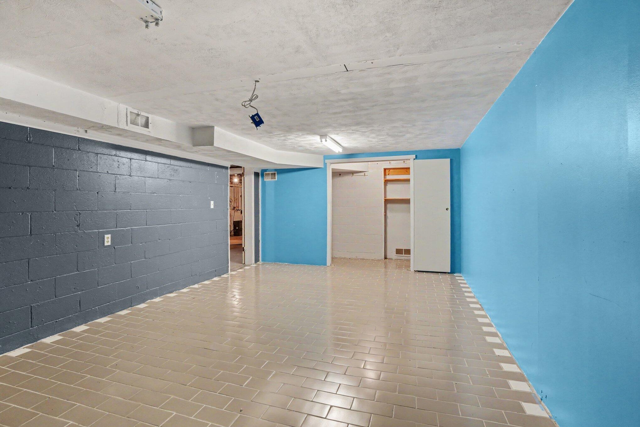 2591 142nd Avenue Holland MI 49424