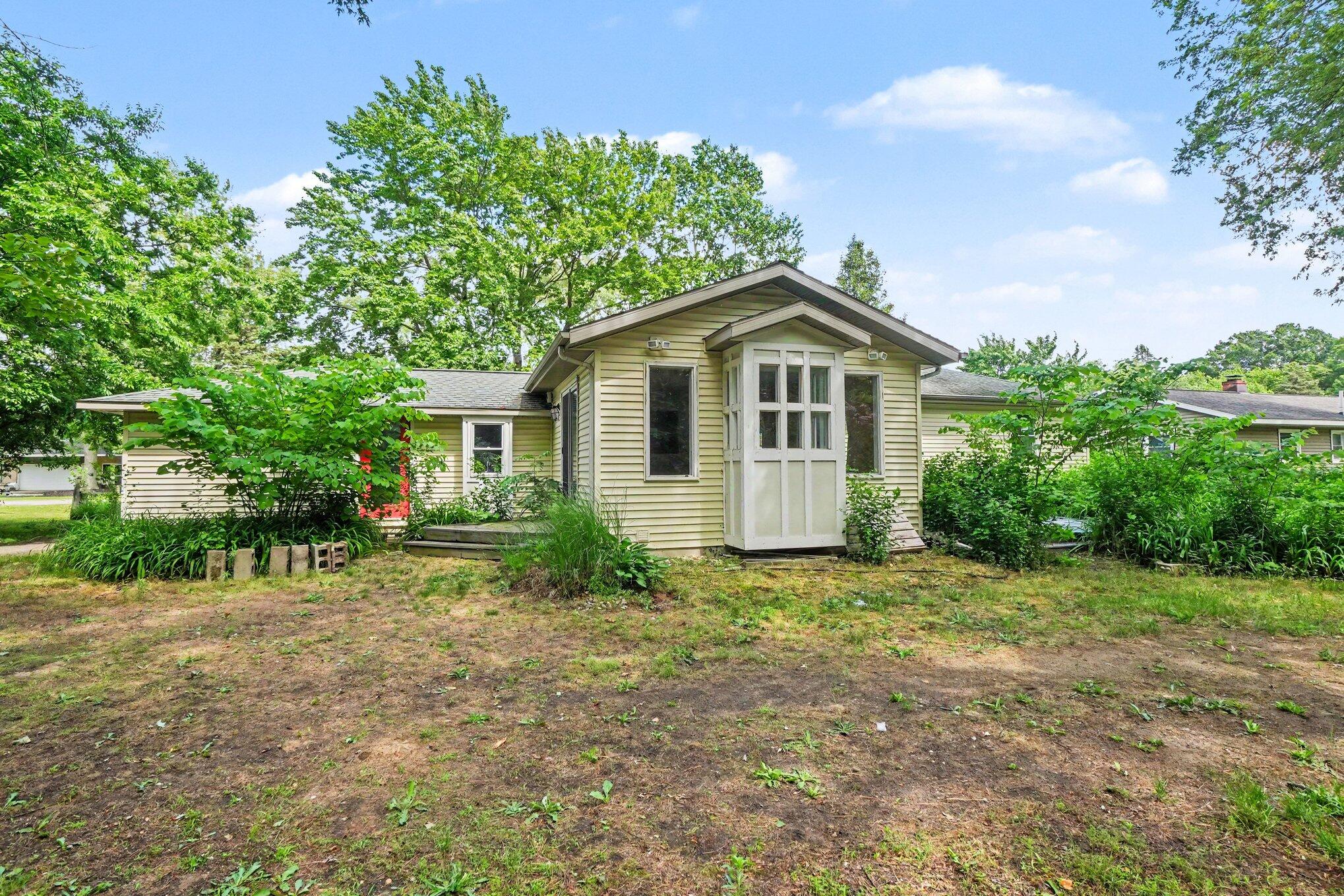 2591 142nd Avenue Holland MI 49424