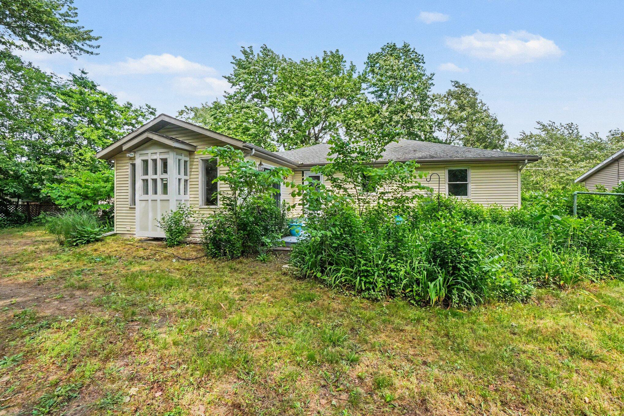 2591 142nd Avenue Holland MI 49424