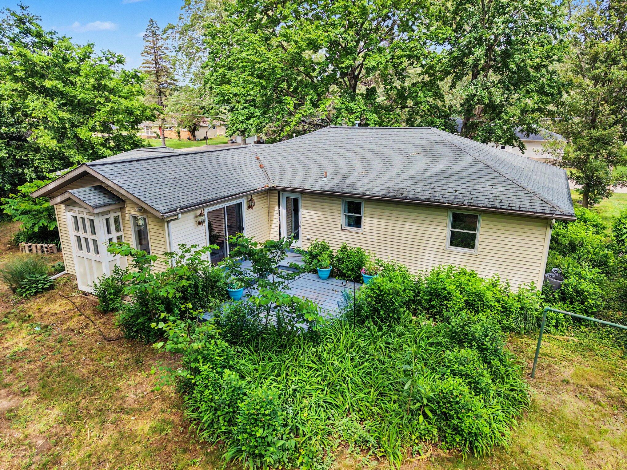 2591 142nd Avenue Holland MI 49424