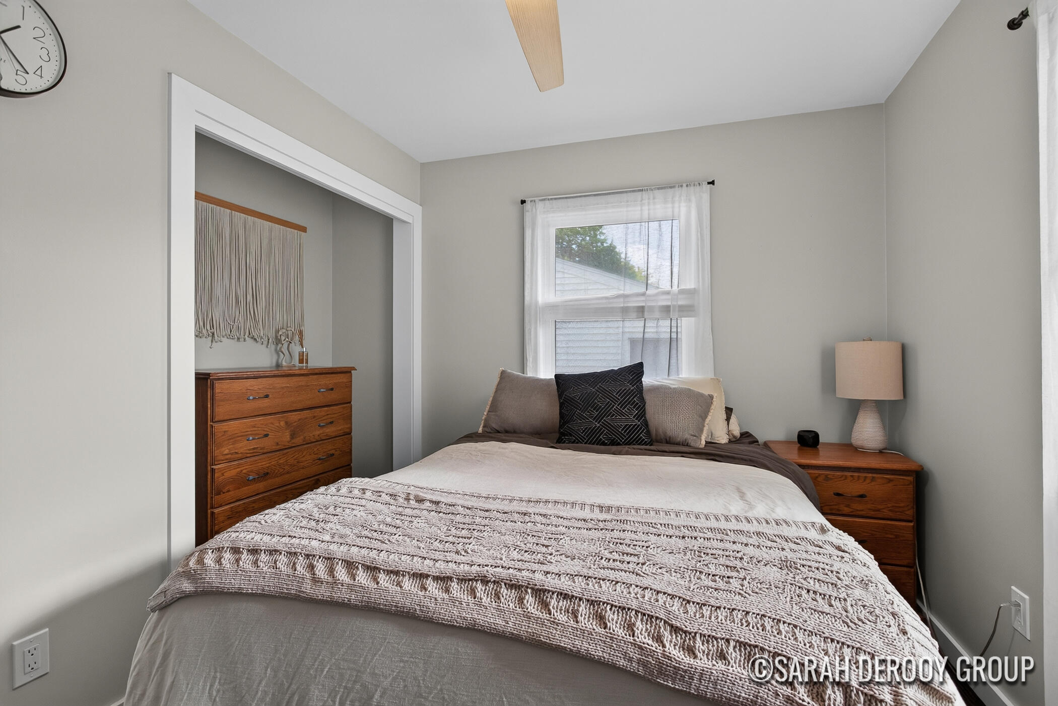 1936 Carlton Avenue NE Grand Rapids MI 49505