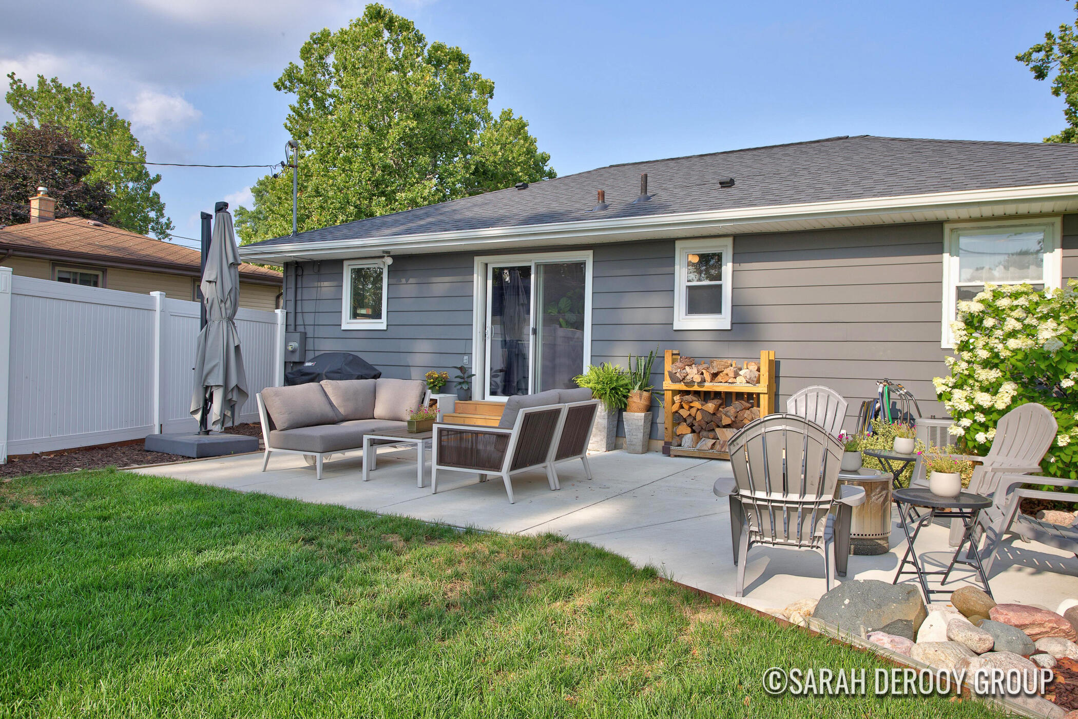 1936 Carlton Avenue NE Grand Rapids MI 49505