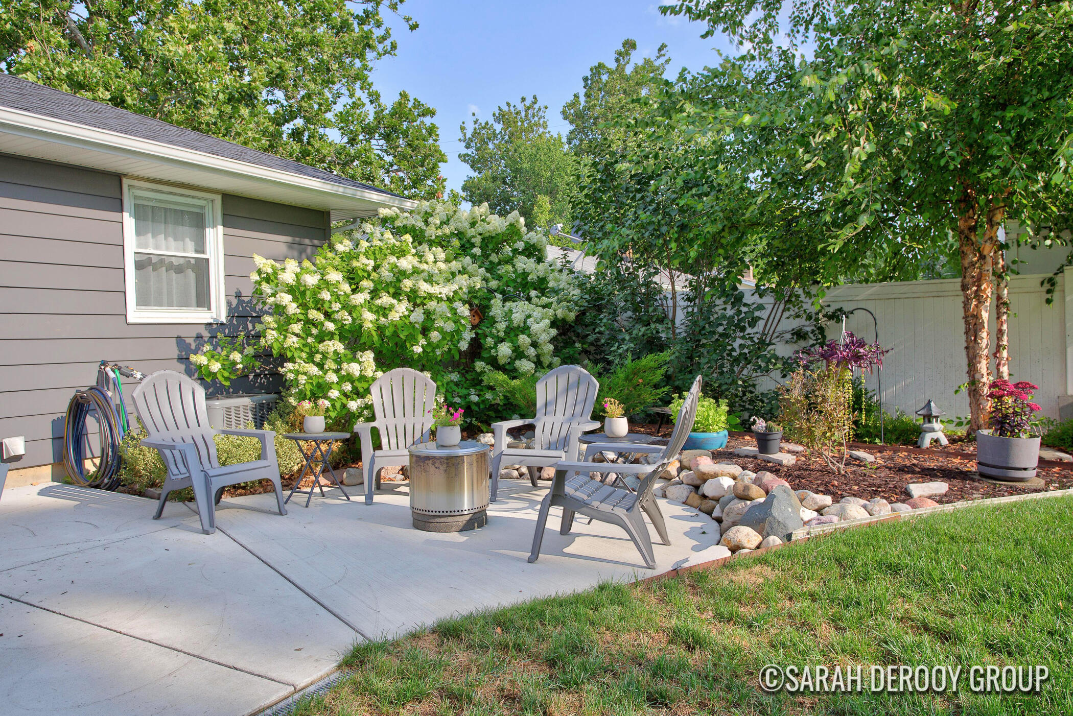 1936 Carlton Avenue NE Grand Rapids MI 49505