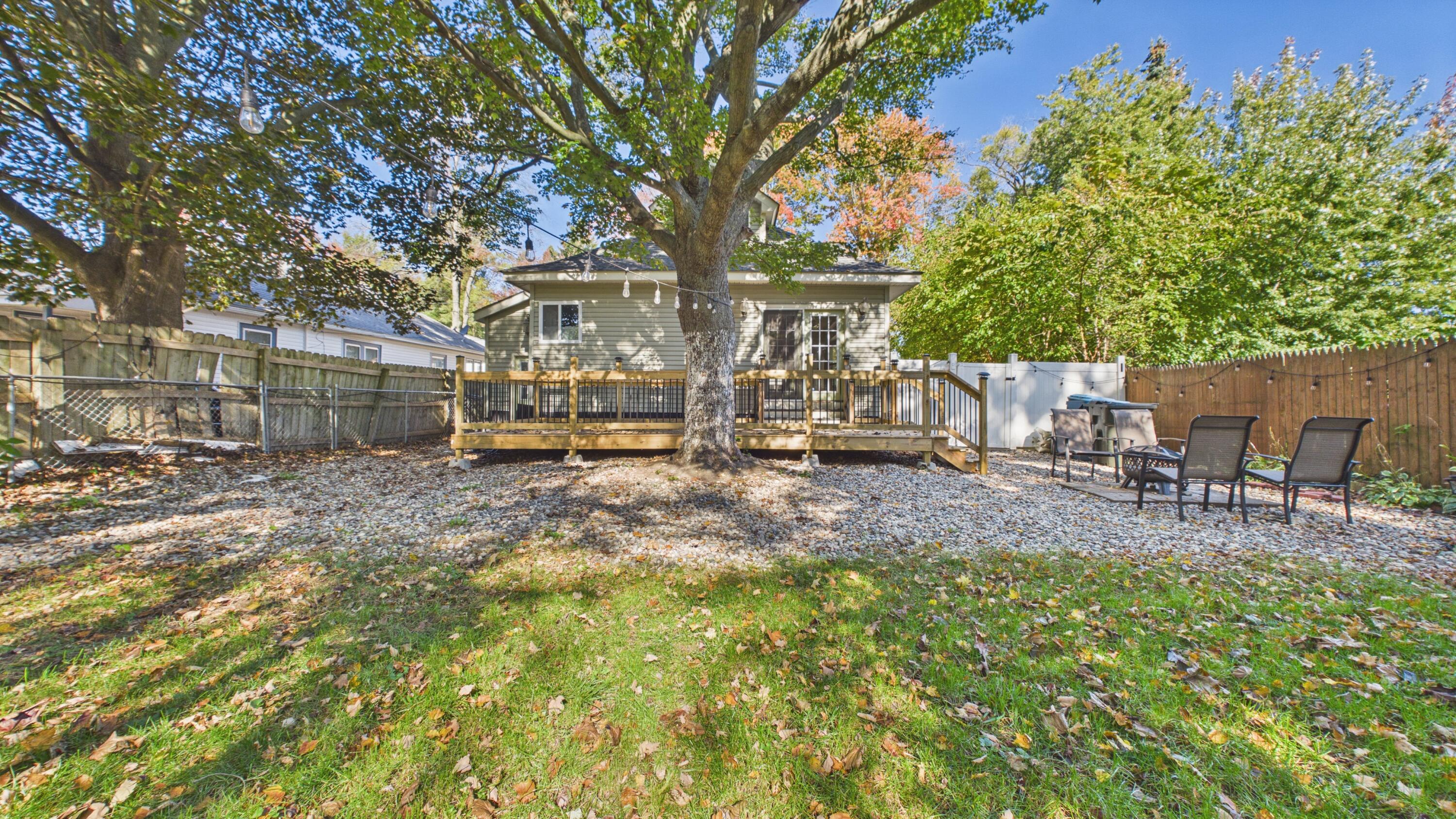 757 W Dale Avenue Muskegon MI 49441
