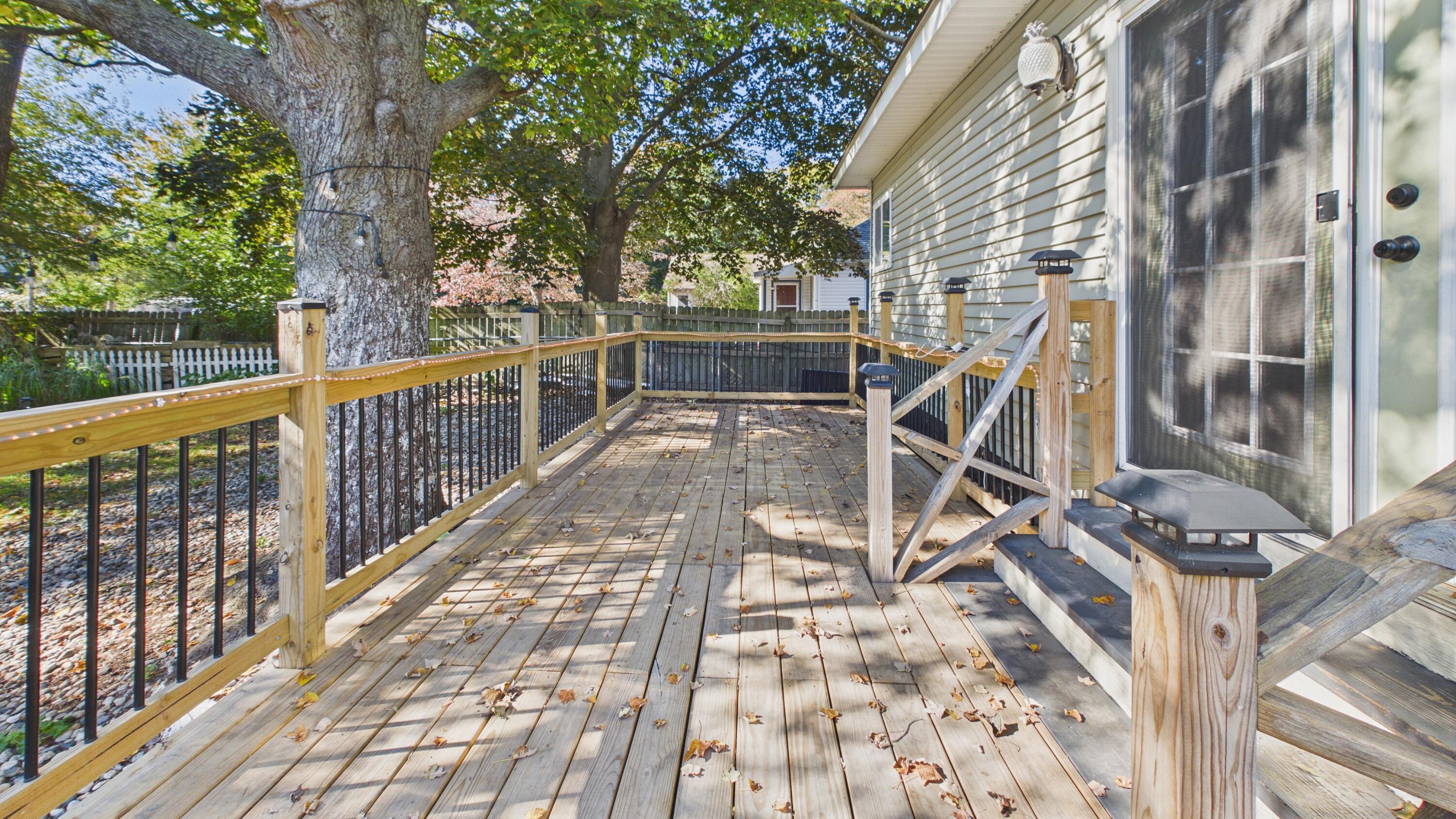 757 W Dale Avenue Muskegon MI 49441