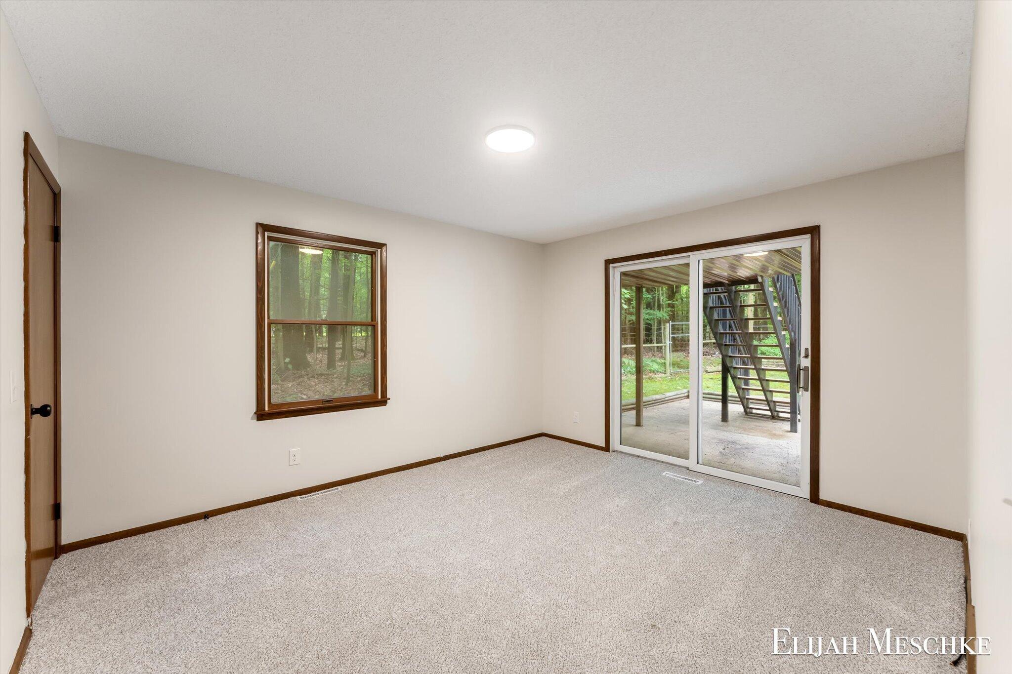 1160 Scenic Drive Muskegon MI 49445