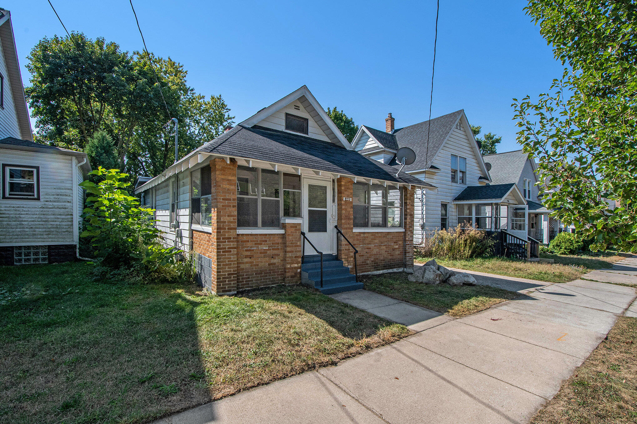 448 Spencer Street NE Grand Rapids MI 49505