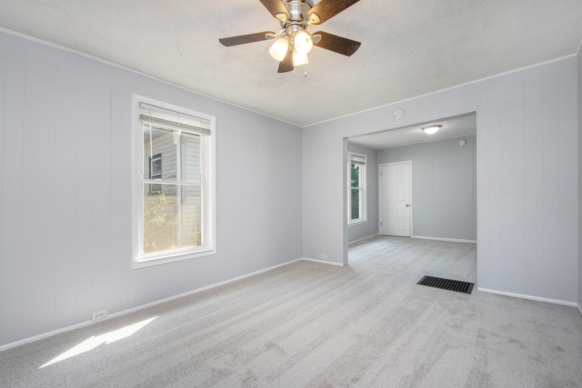 448 Spencer Street NE Grand Rapids MI 49505