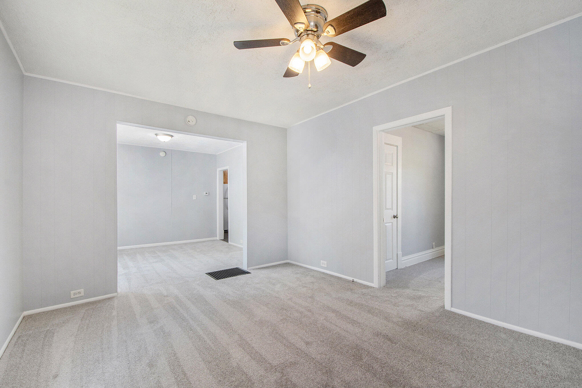 448 Spencer Street NE Grand Rapids MI 49505