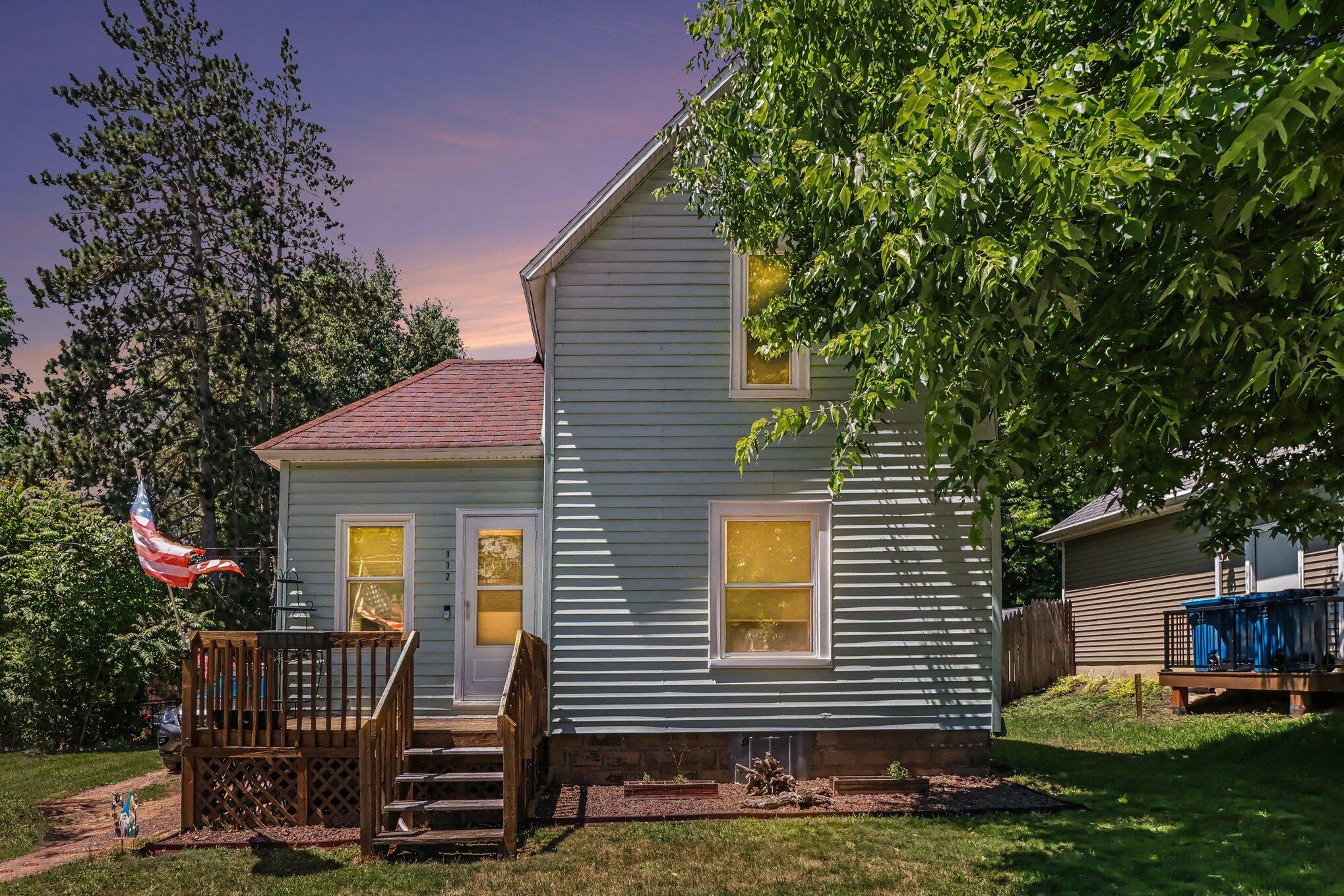 117 Knapp Street Allegan MI 49010