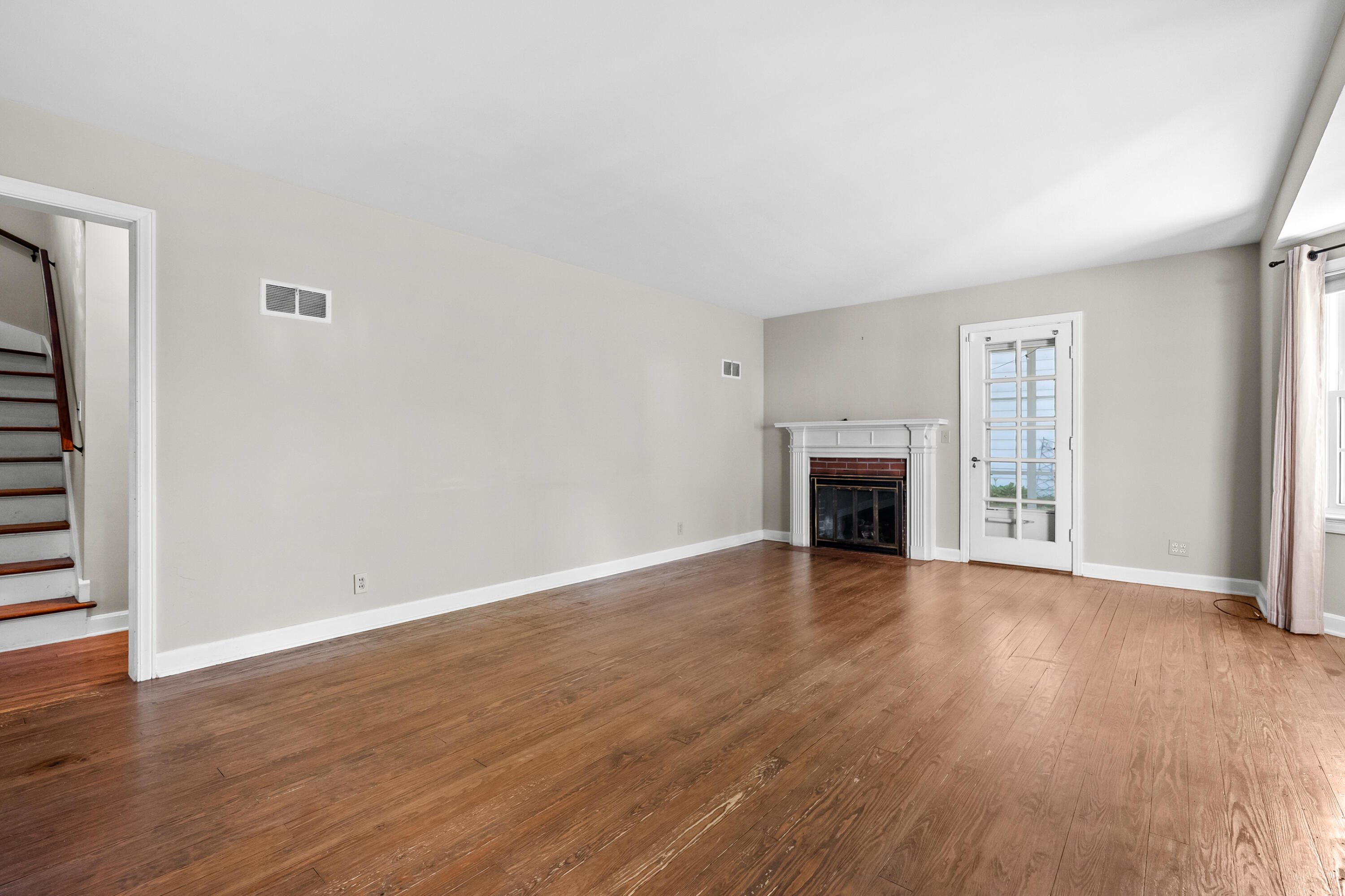 1307 Lakeway Avenue Kalamazoo MI 49001