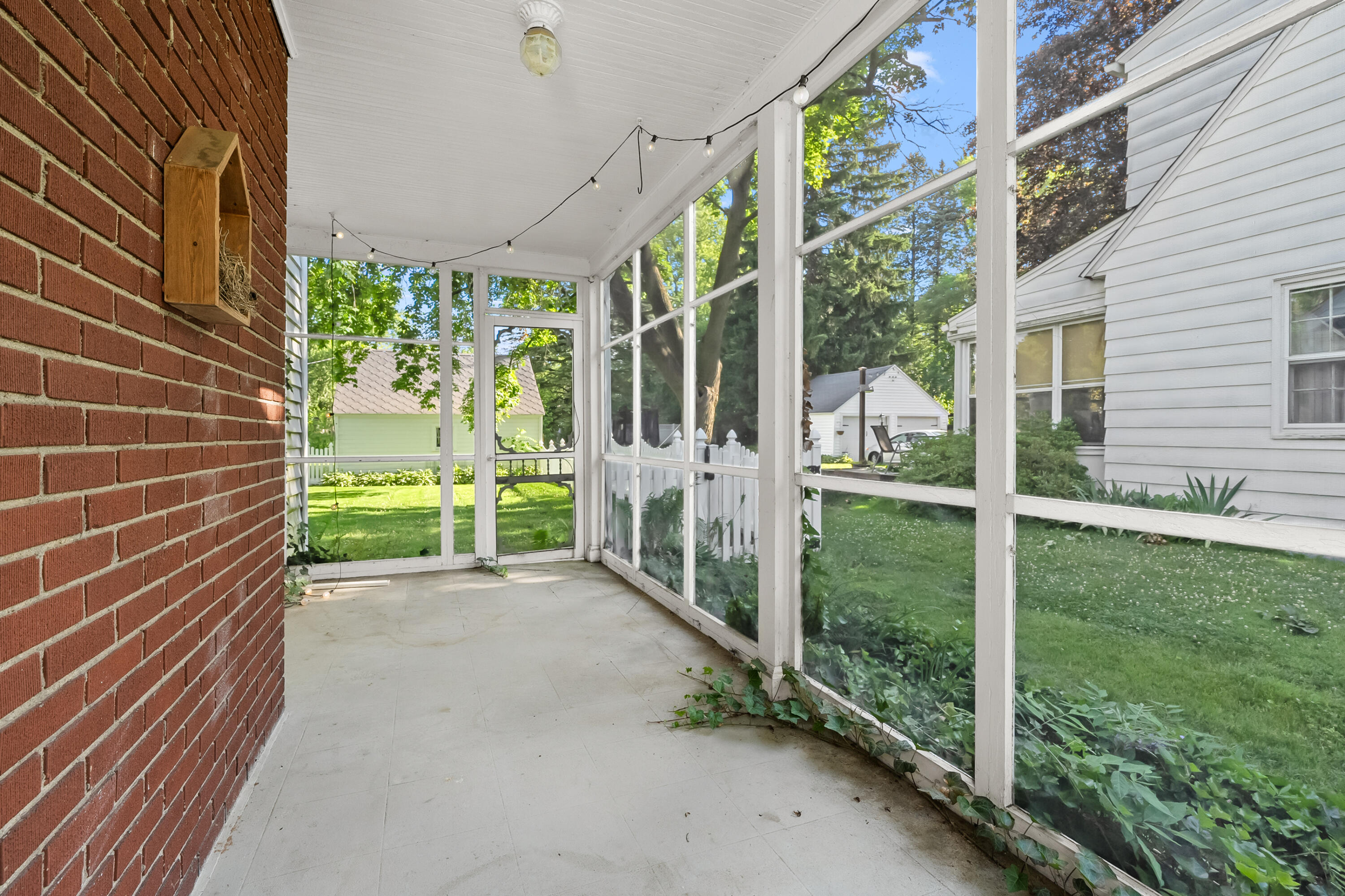 1307 Lakeway Avenue Kalamazoo MI 49001