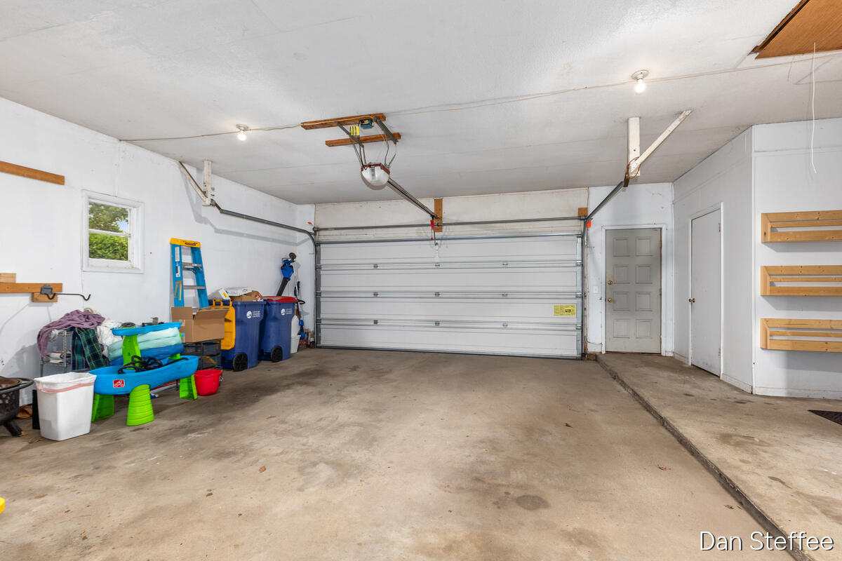 841 Elmdale Street NE Grand Rapids MI 49525