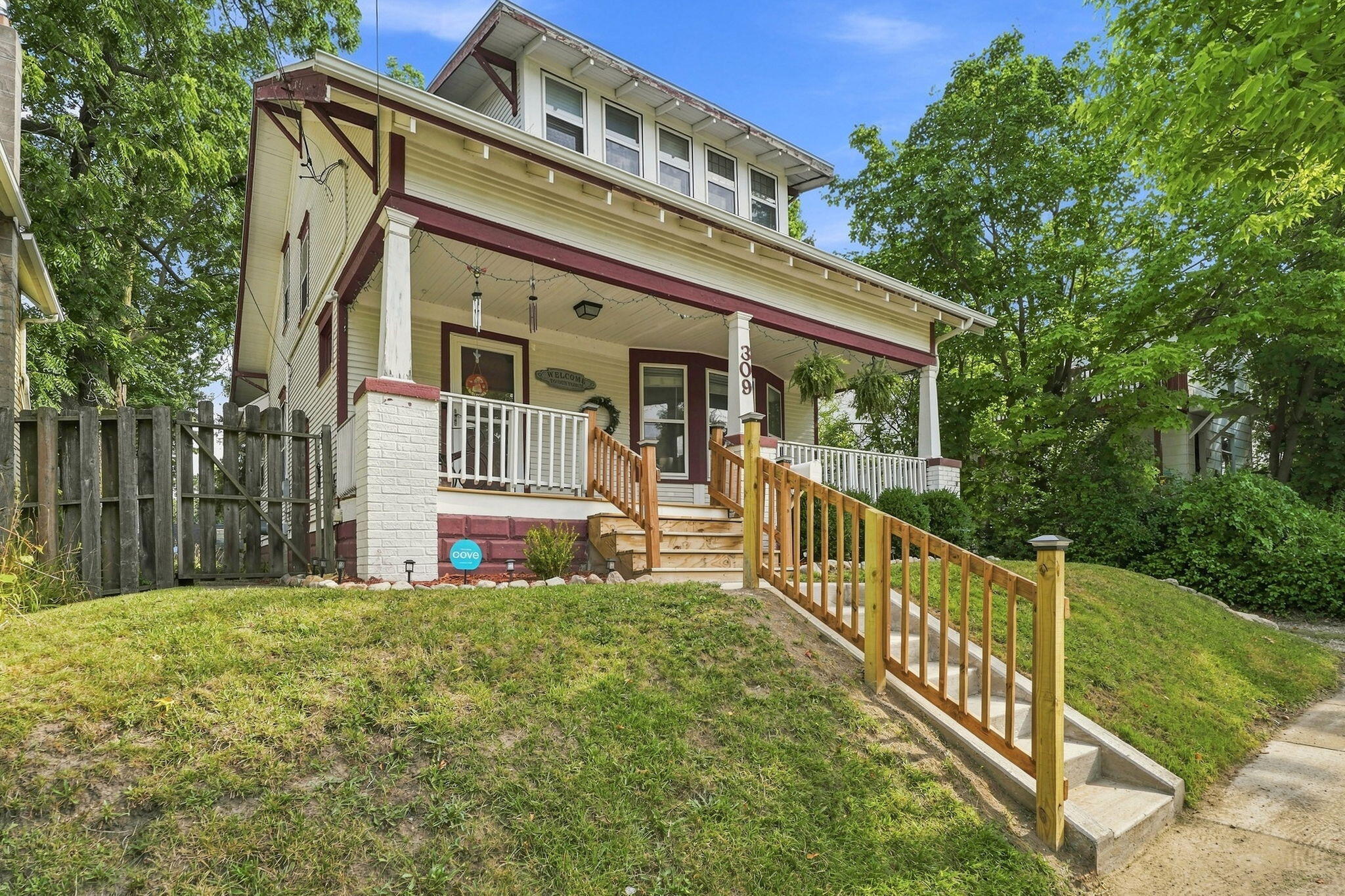 309 Page Street NE Grand Rapids MI 49505