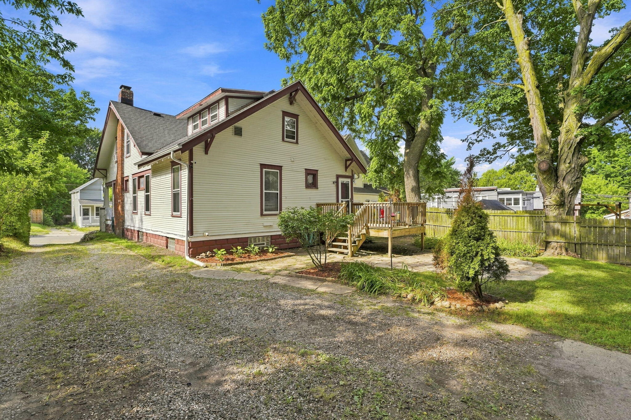 309 Page Street NE Grand Rapids MI 49505