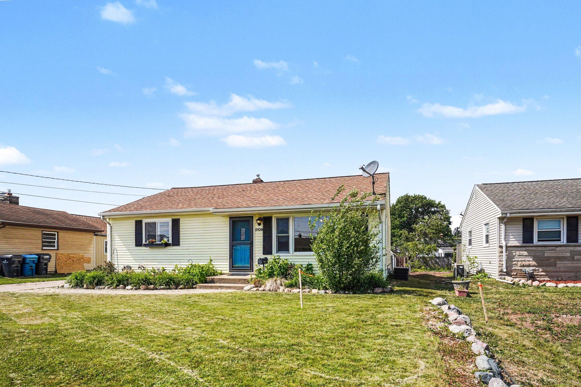 2109 Bloomfield Avenue Kalamazoo MI 49001