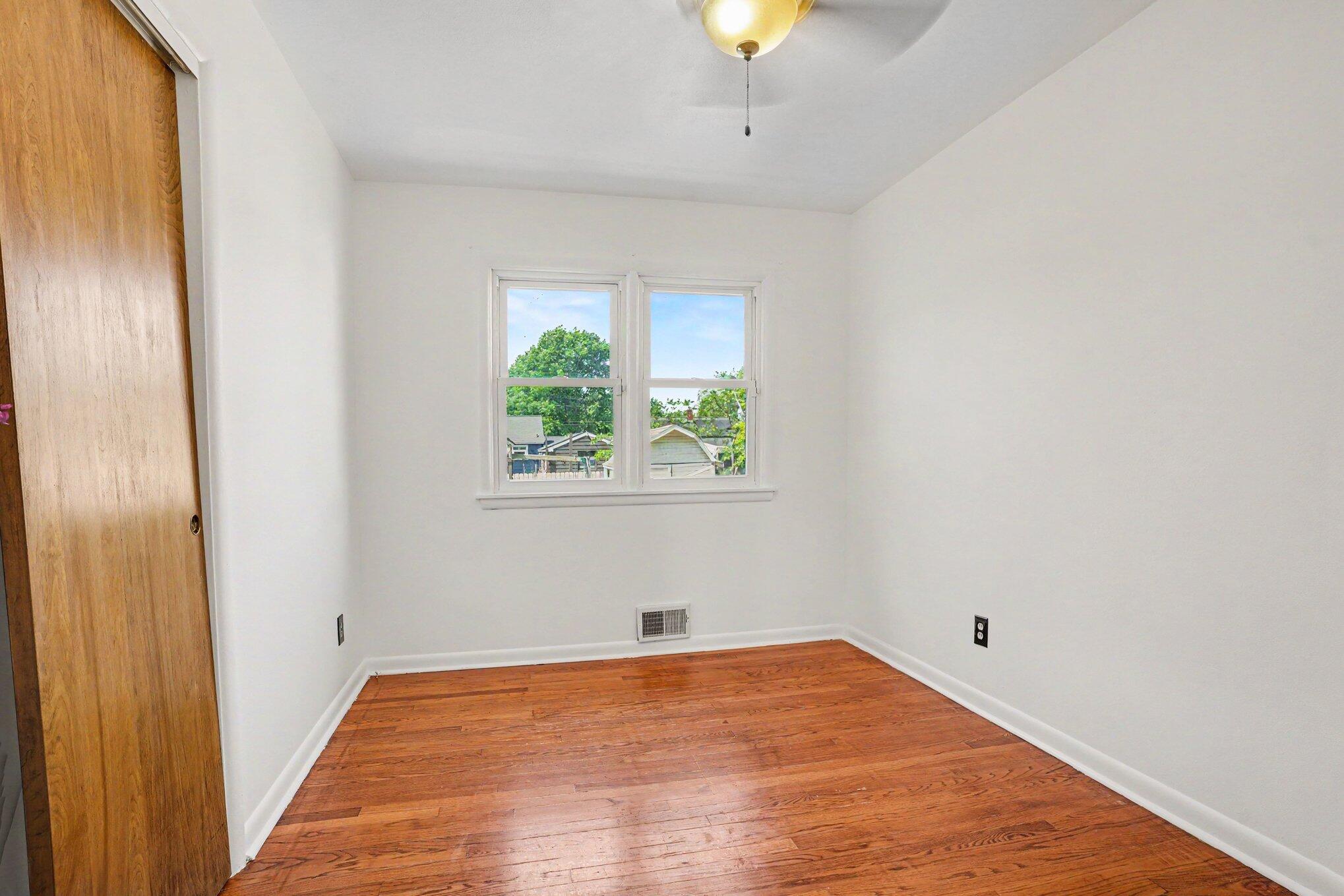2109 Bloomfield Avenue Kalamazoo MI 49001