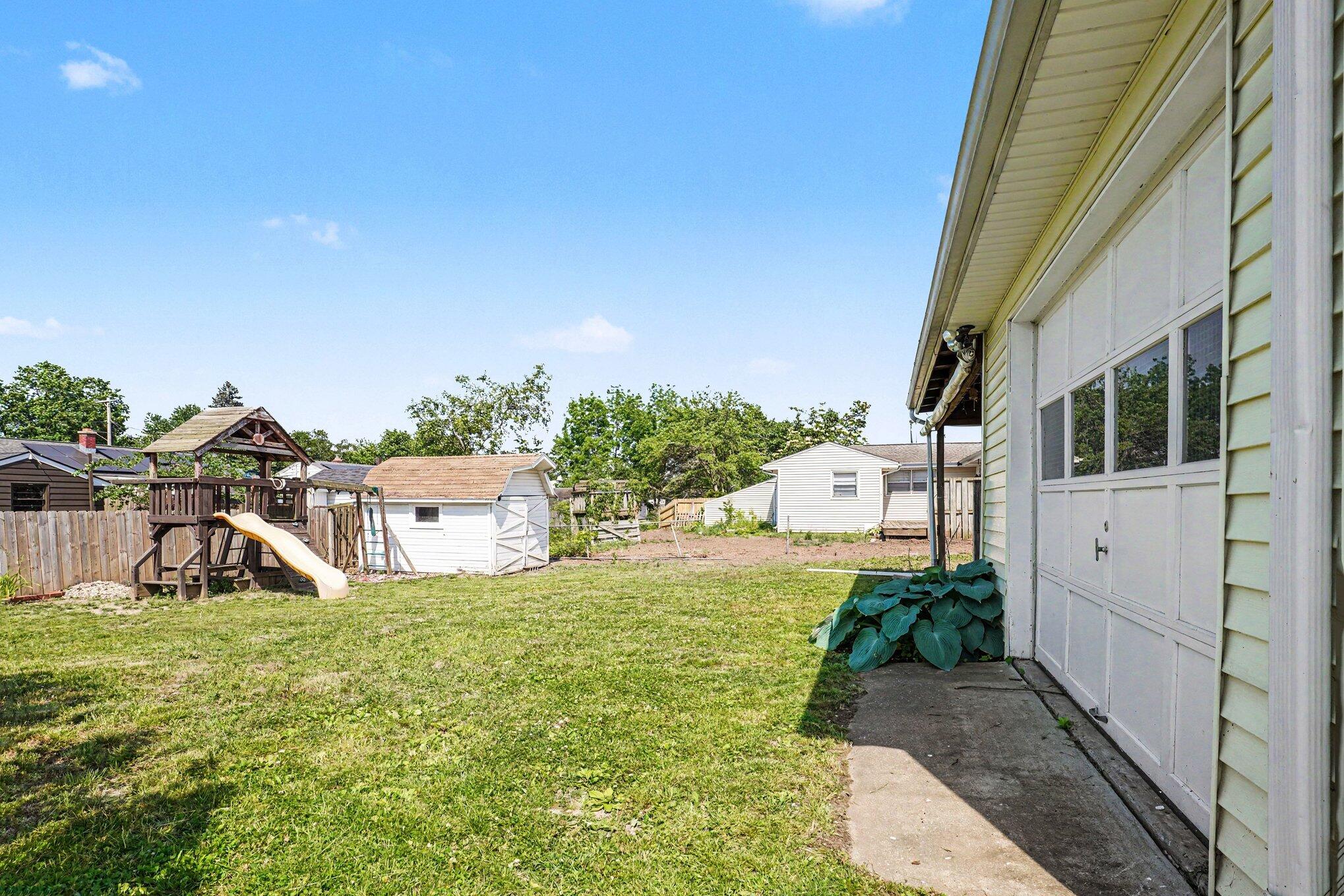 2109 Bloomfield Avenue Kalamazoo MI 49001