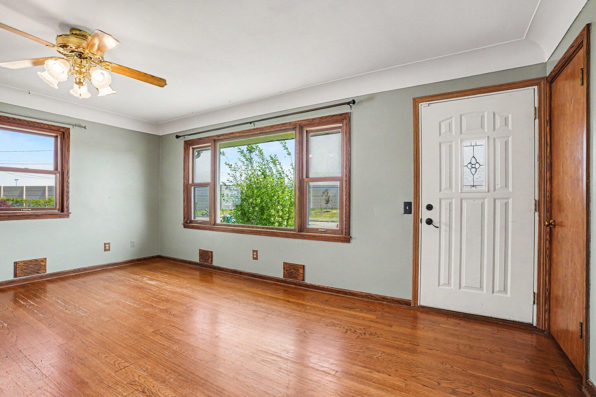 2109 Bloomfield Avenue Kalamazoo MI 49001